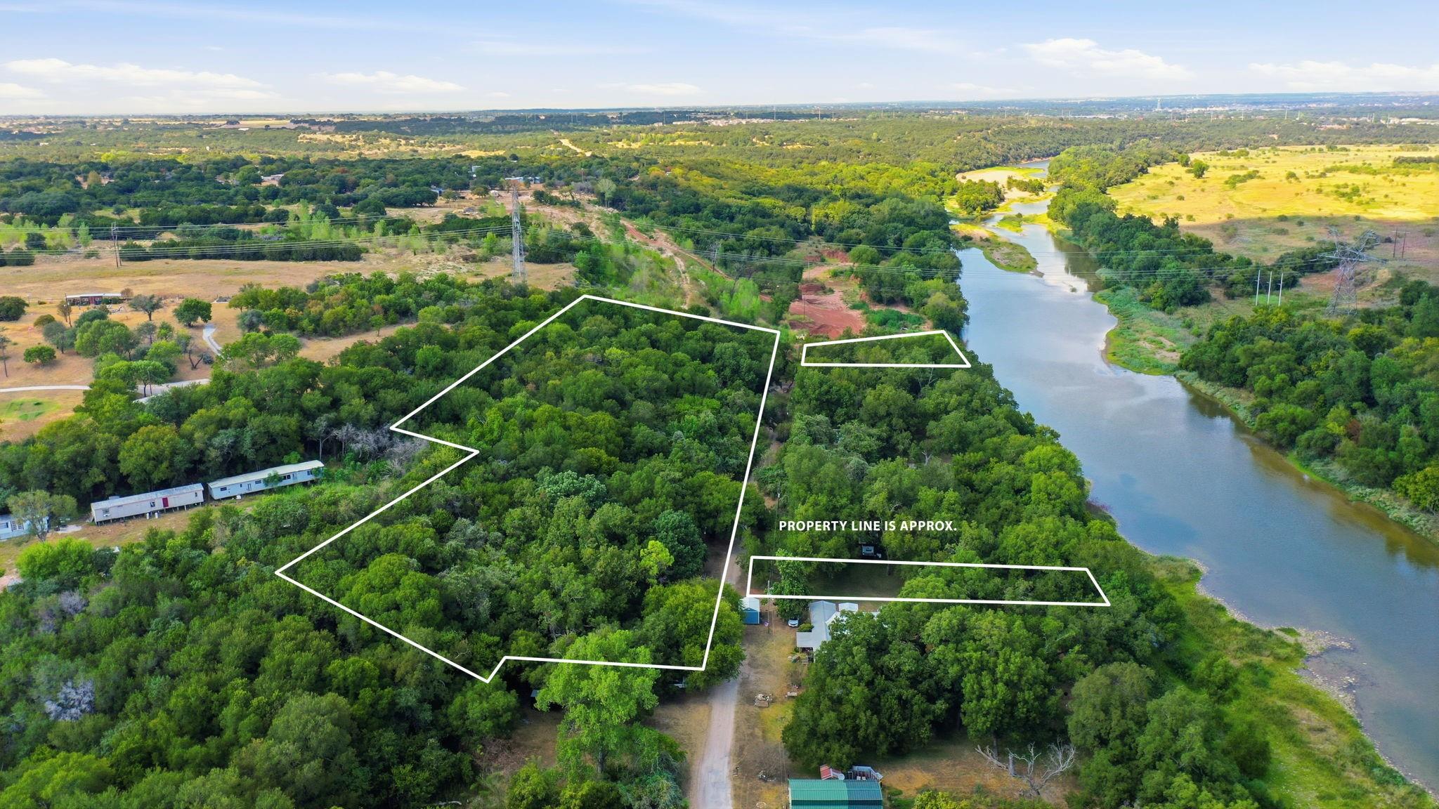 main property photo 3