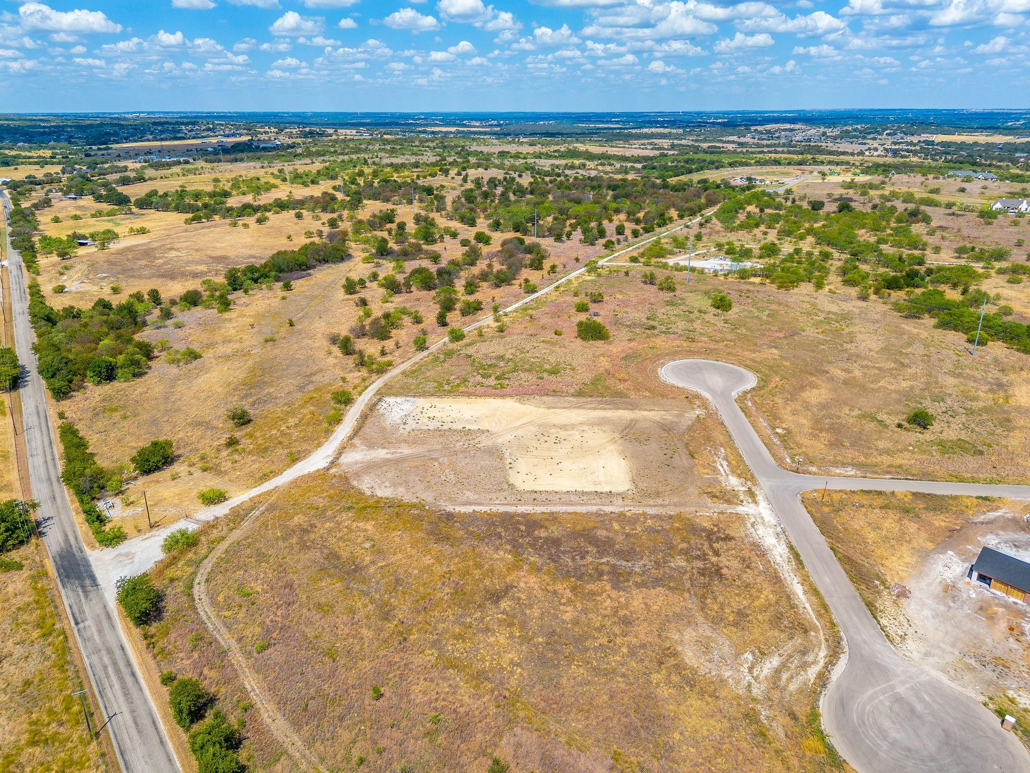main property photo 10