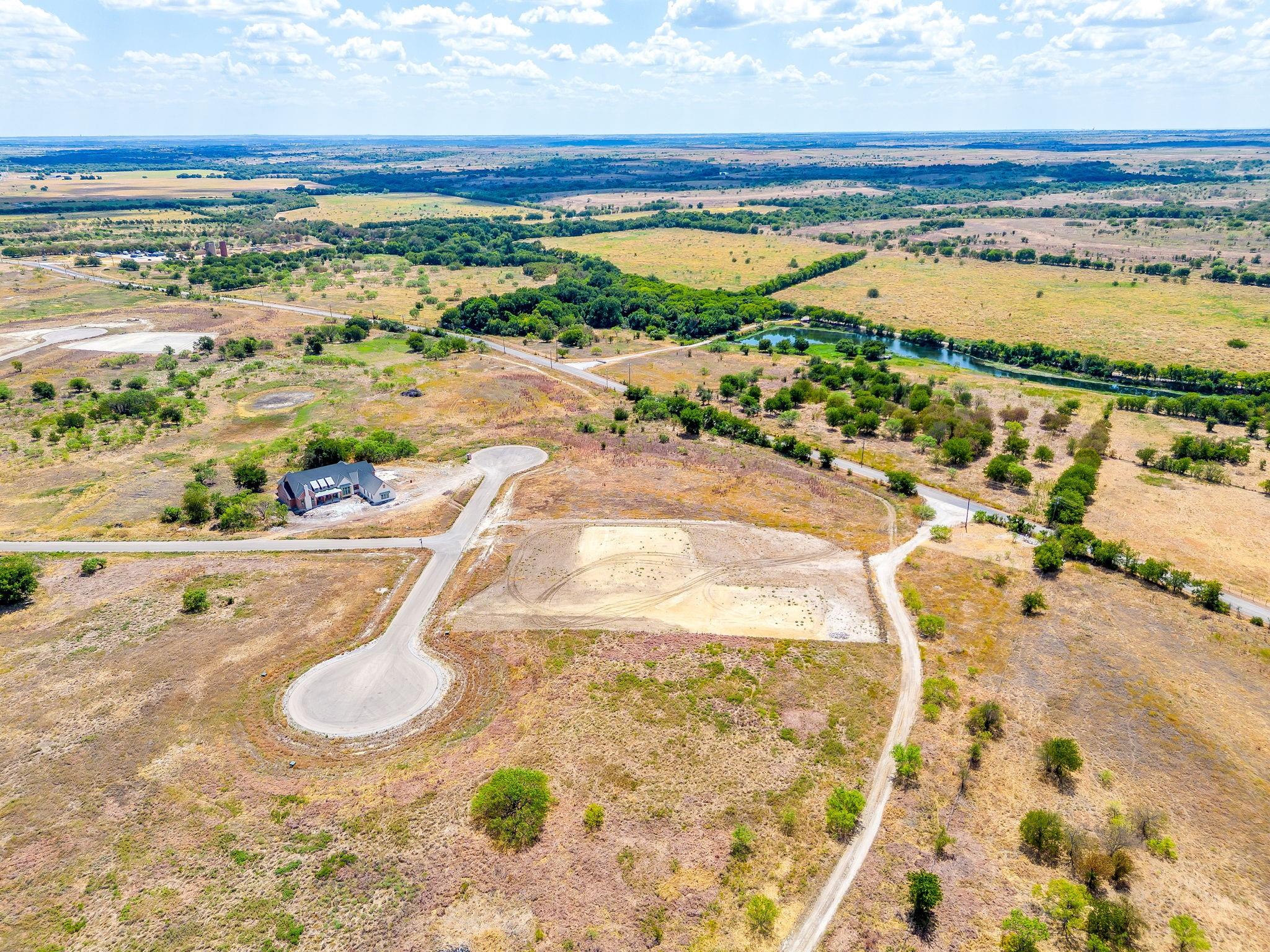 main property photo 7
