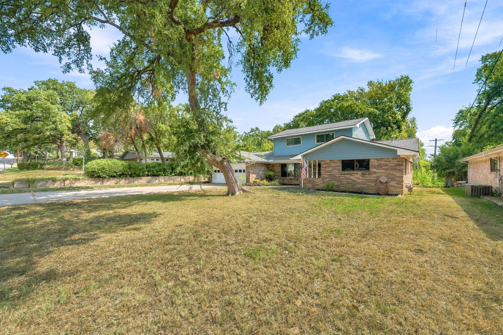 main property photo 39