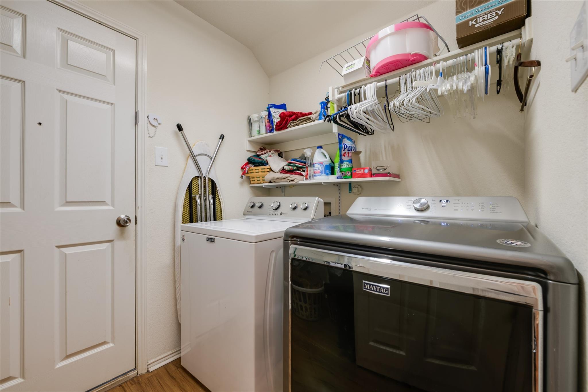 main property photo 6
