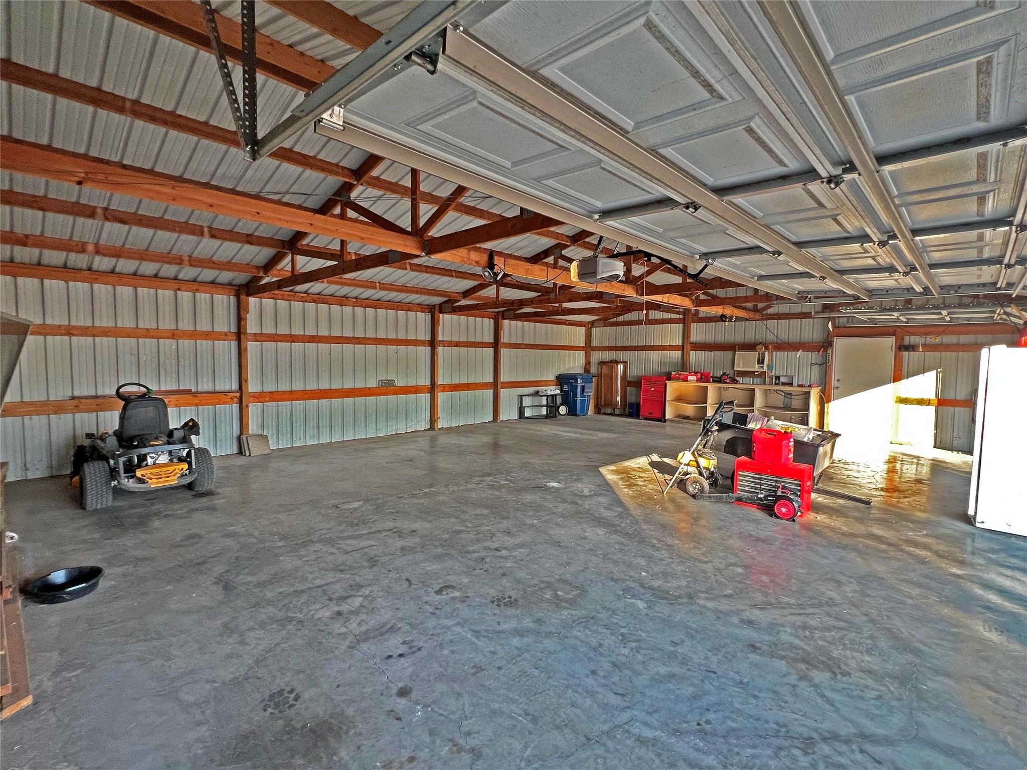 main property photo 12