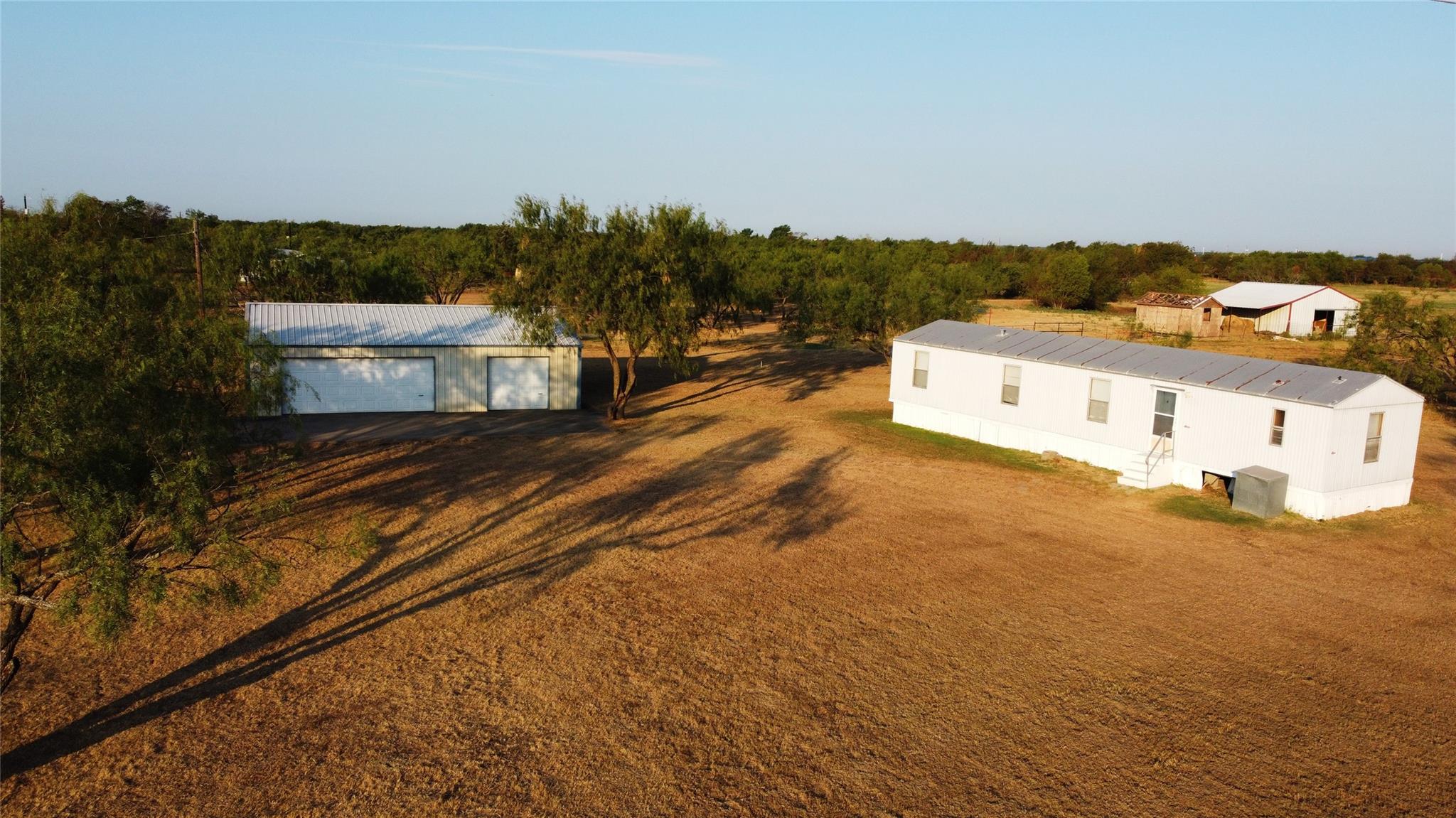 main property photo 16