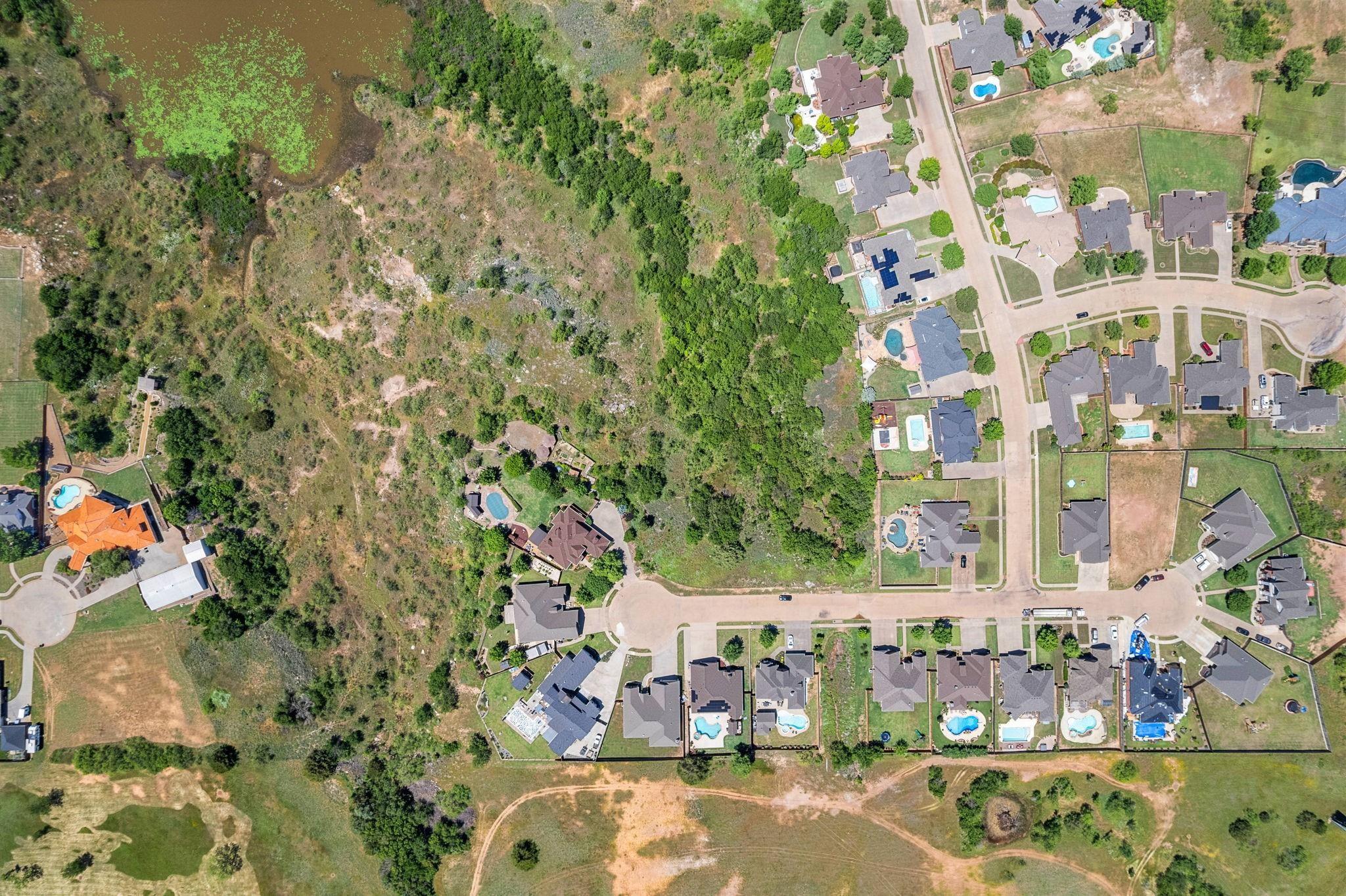 main property photo 12