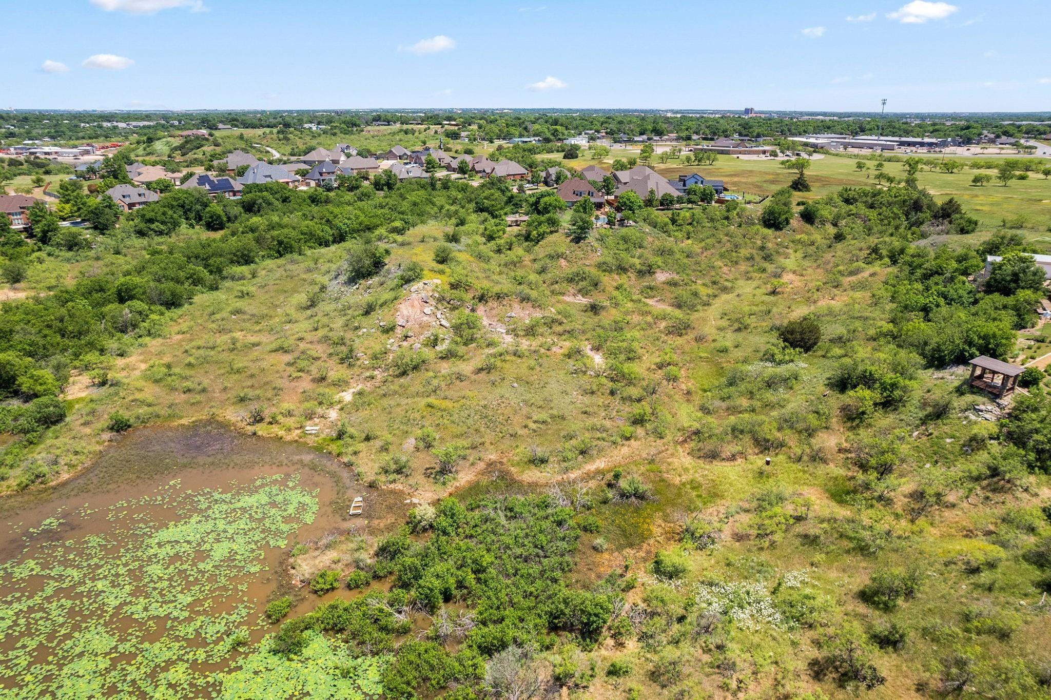 main property photo 13