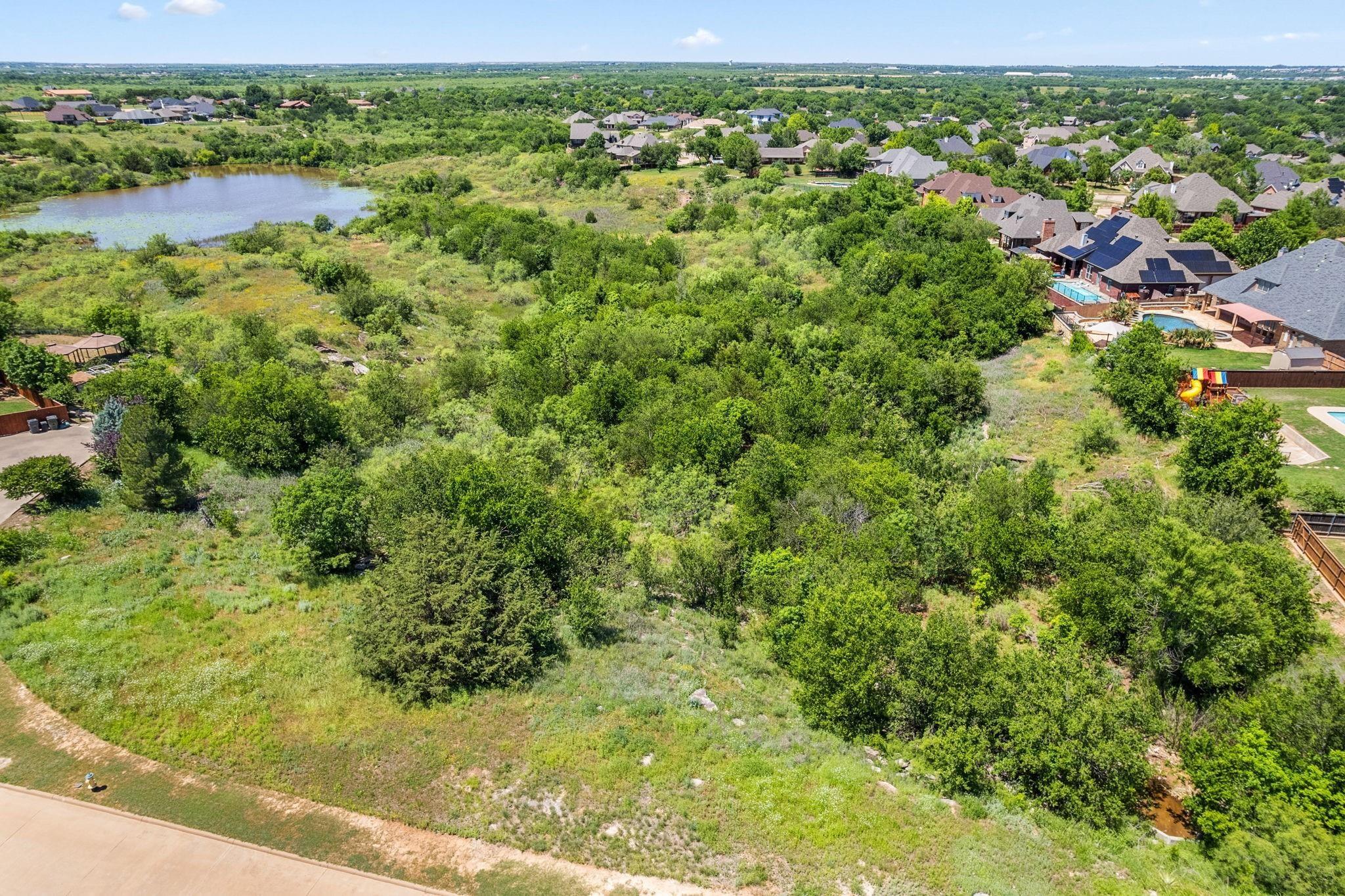 main property photo 15