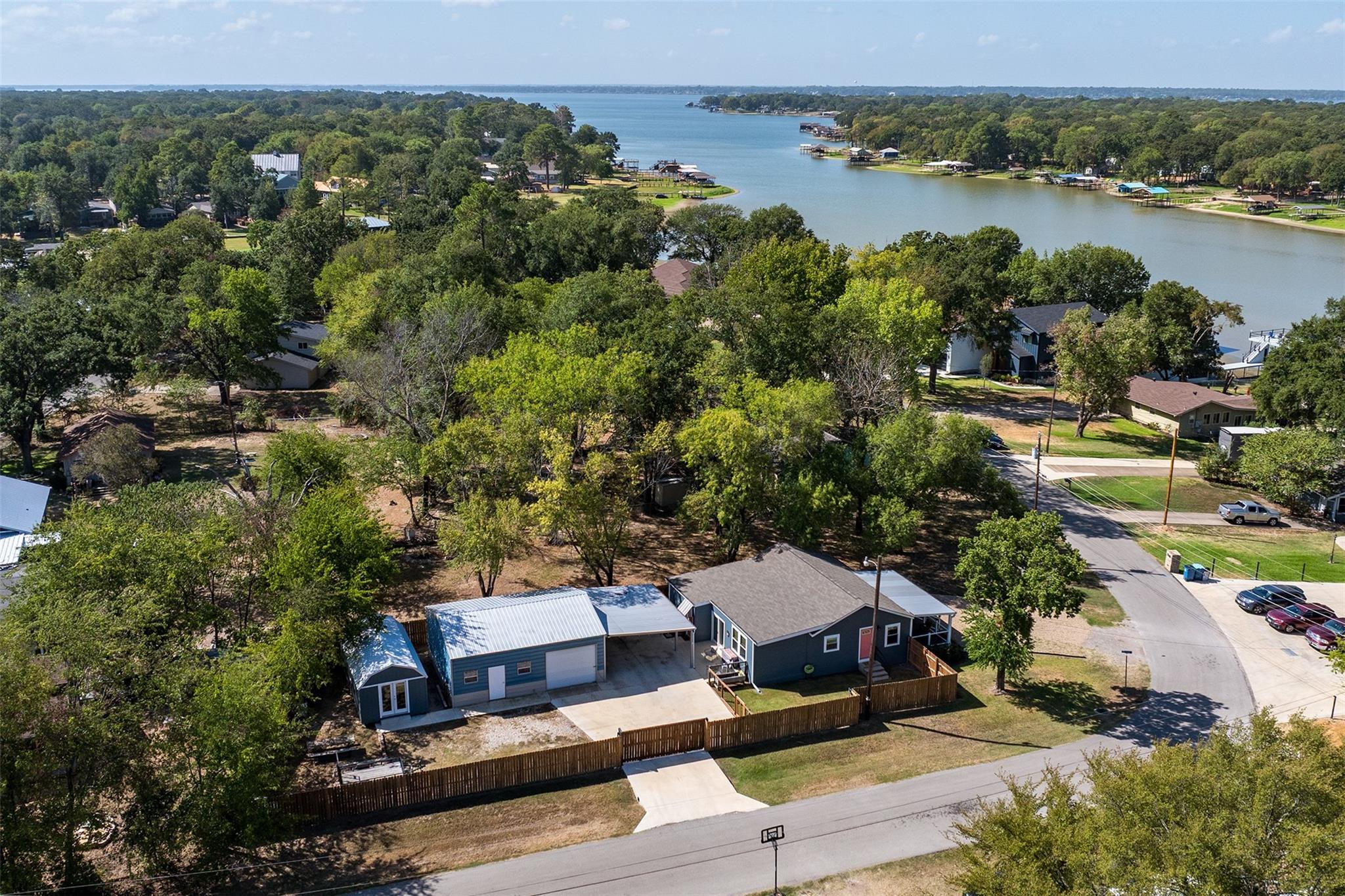 main property photo 29