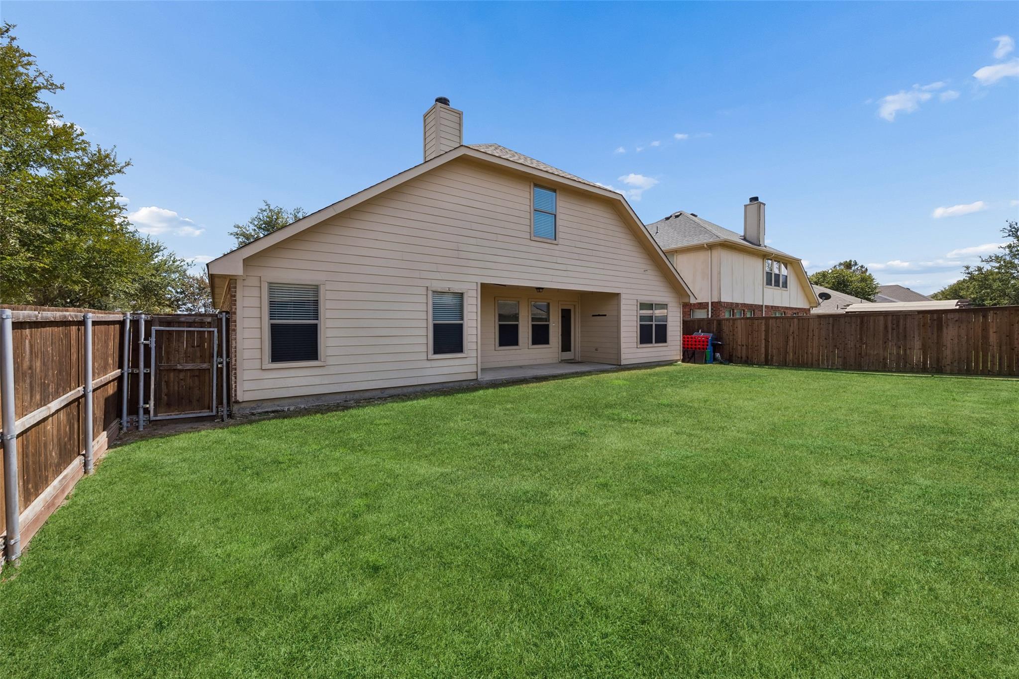main property photo 29