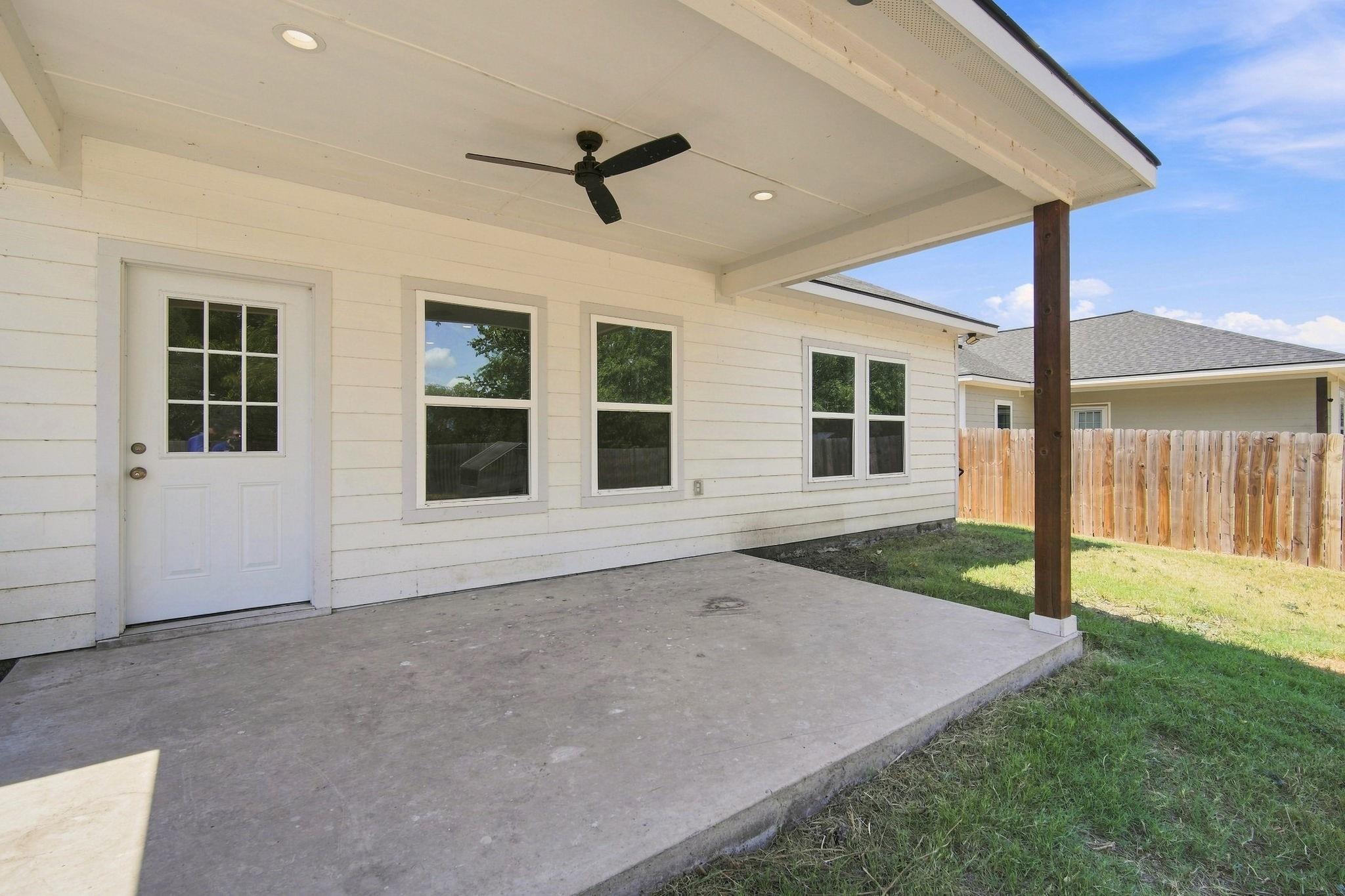 main property photo 22