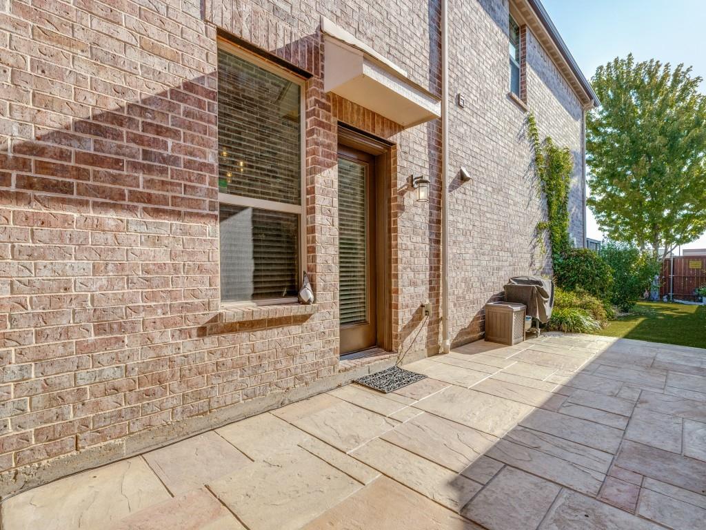 main property photo 21
