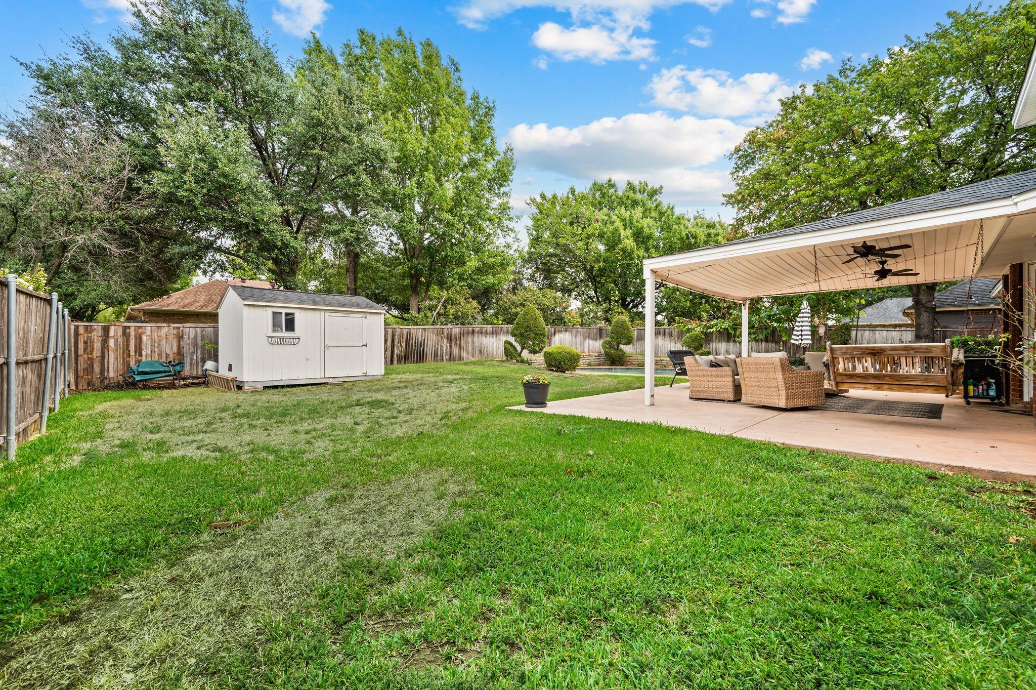 main property photo 32