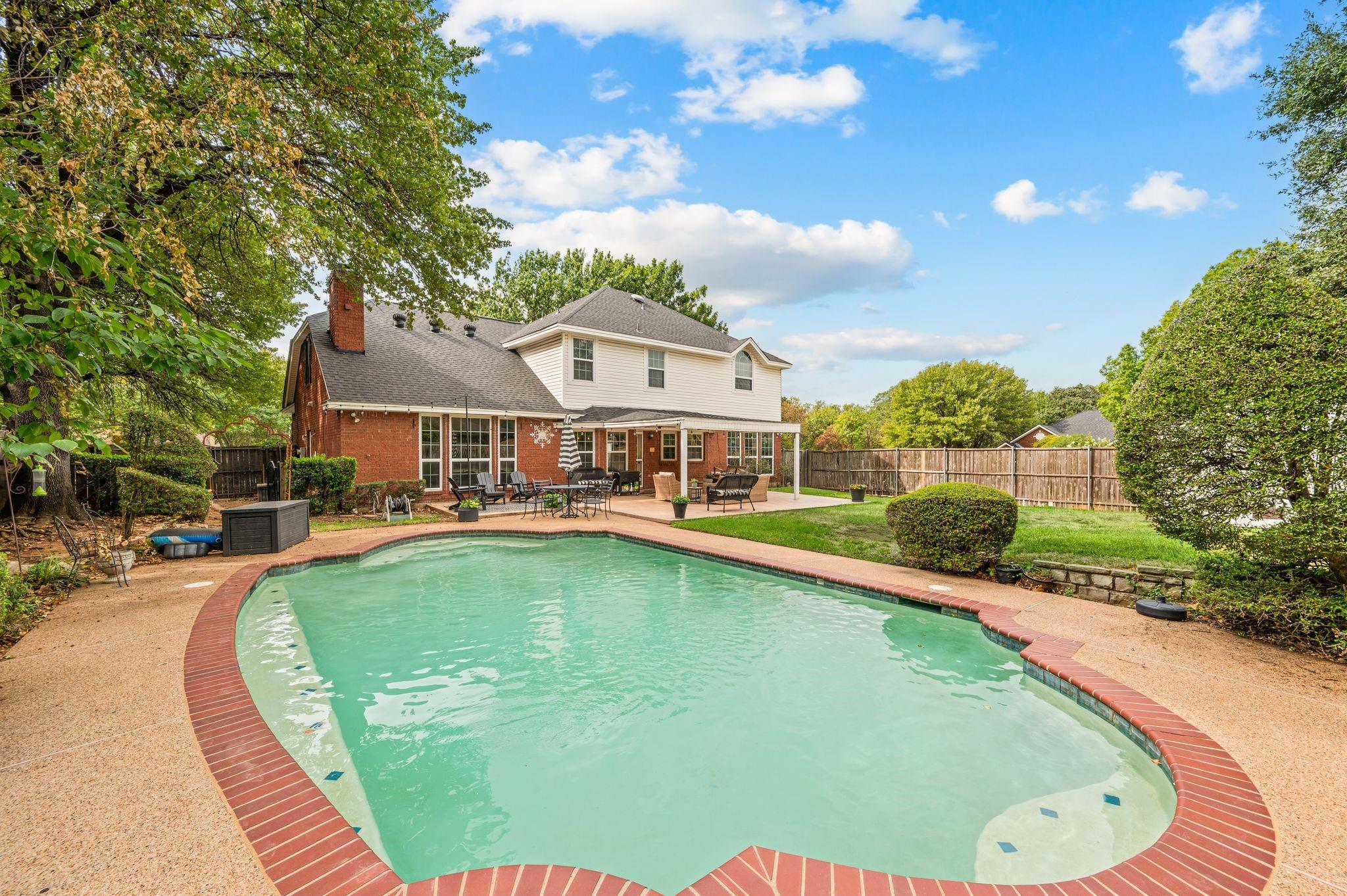 main property photo 34