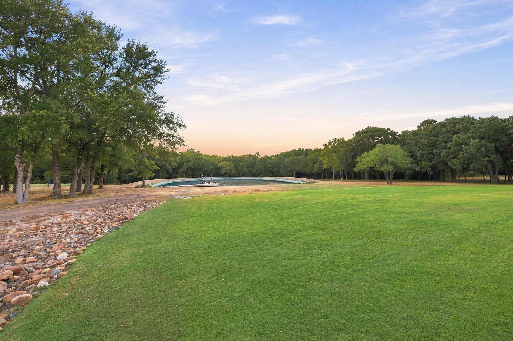main property photo 38