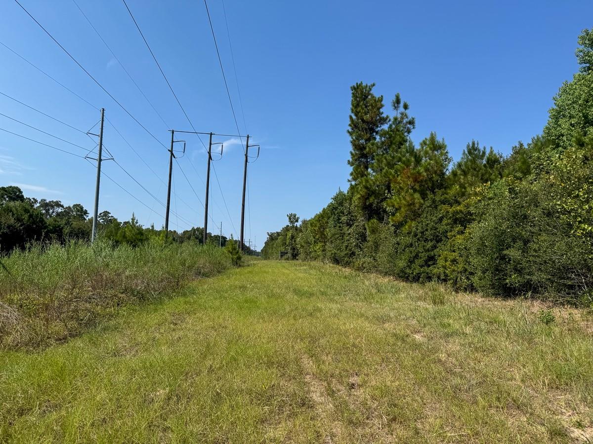main property photo 17