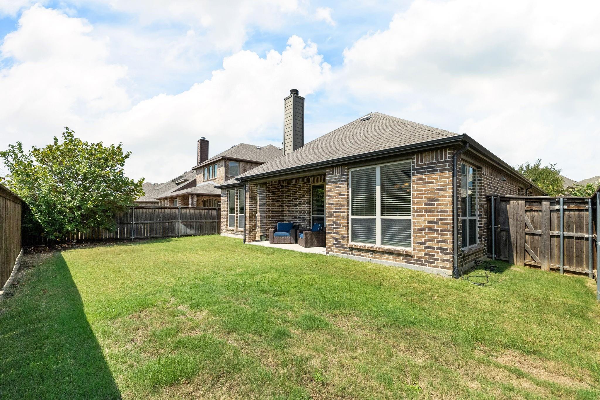 main property photo 29