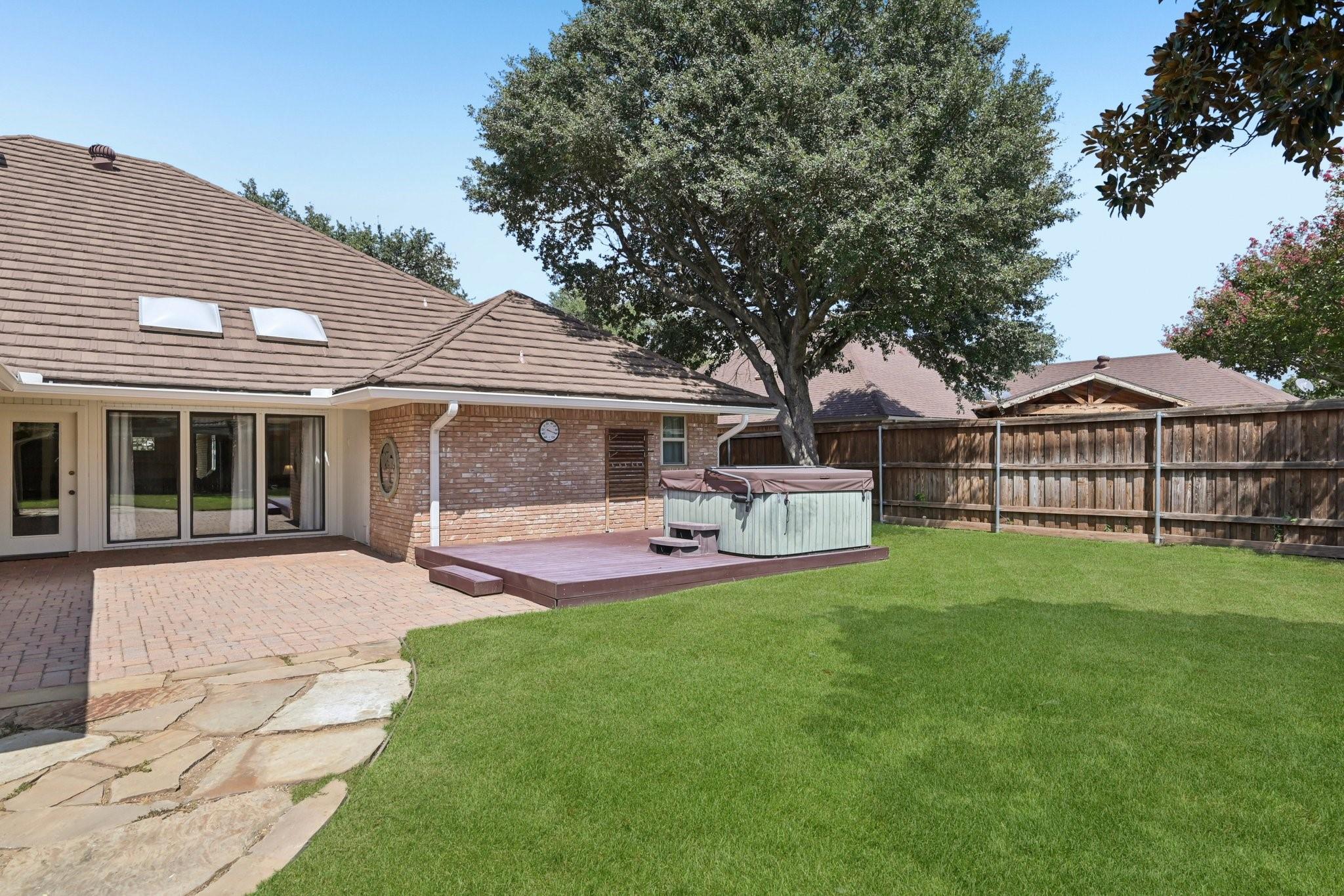 main property photo 32