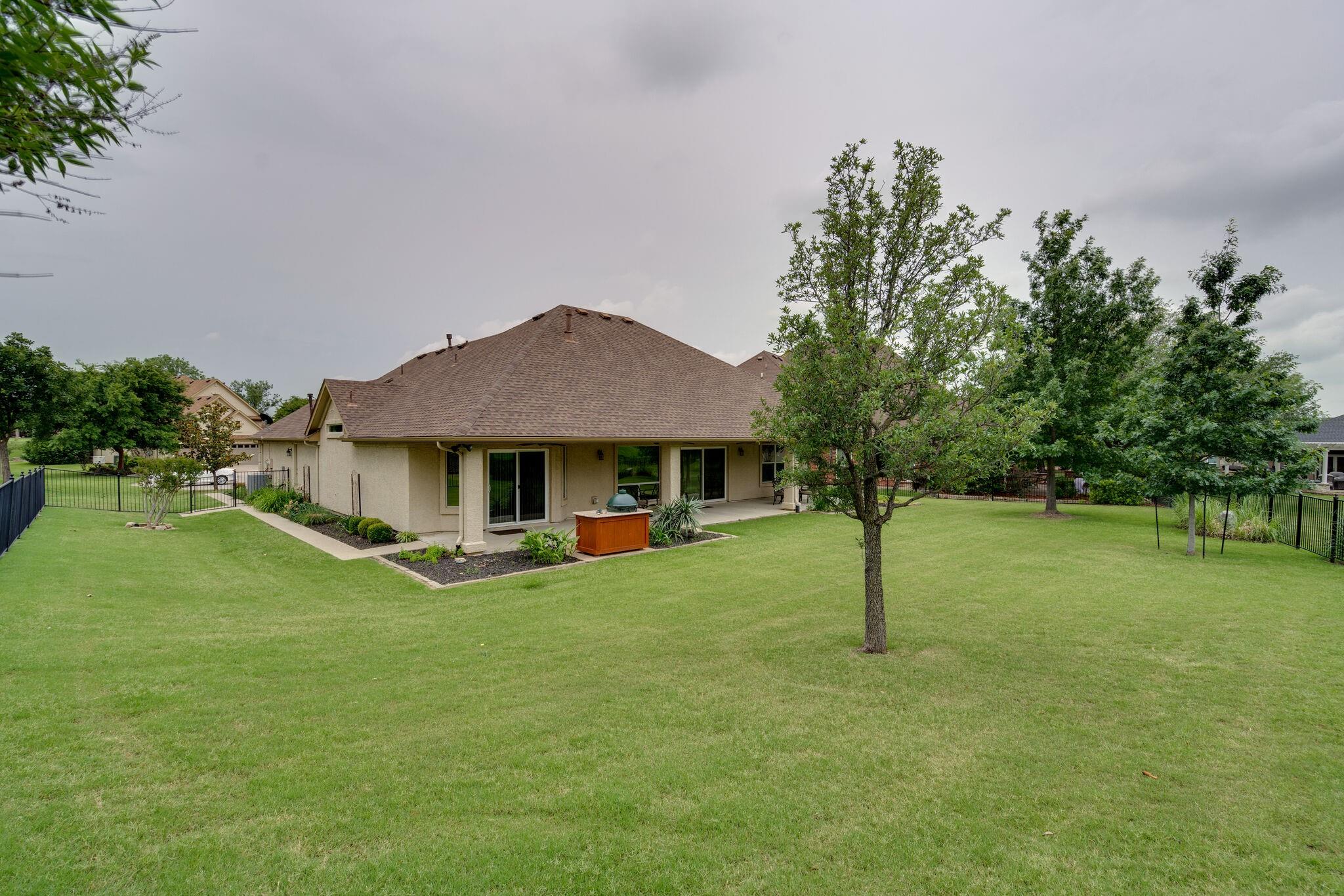 main property photo 24