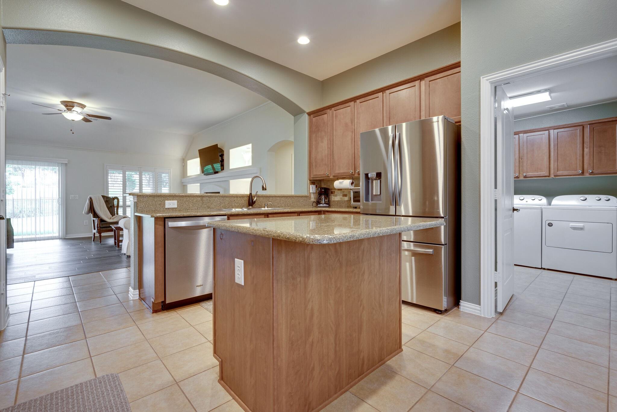 main property photo 8