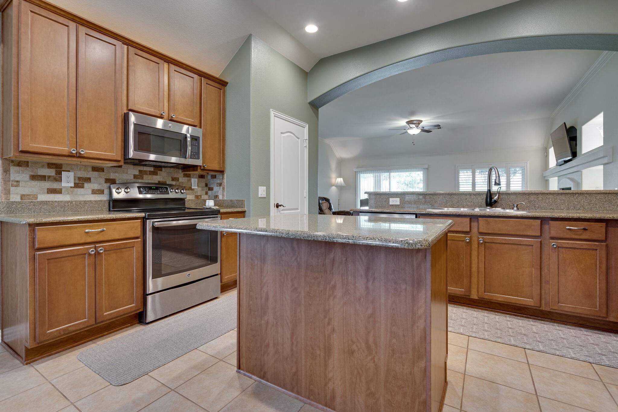 main property photo 9