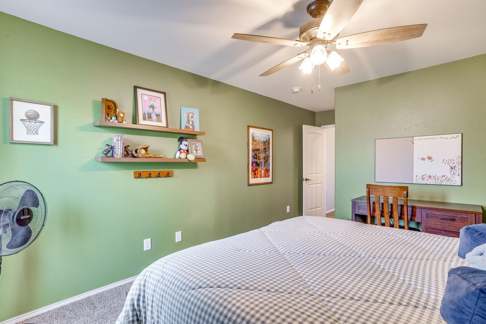 main property photo 31