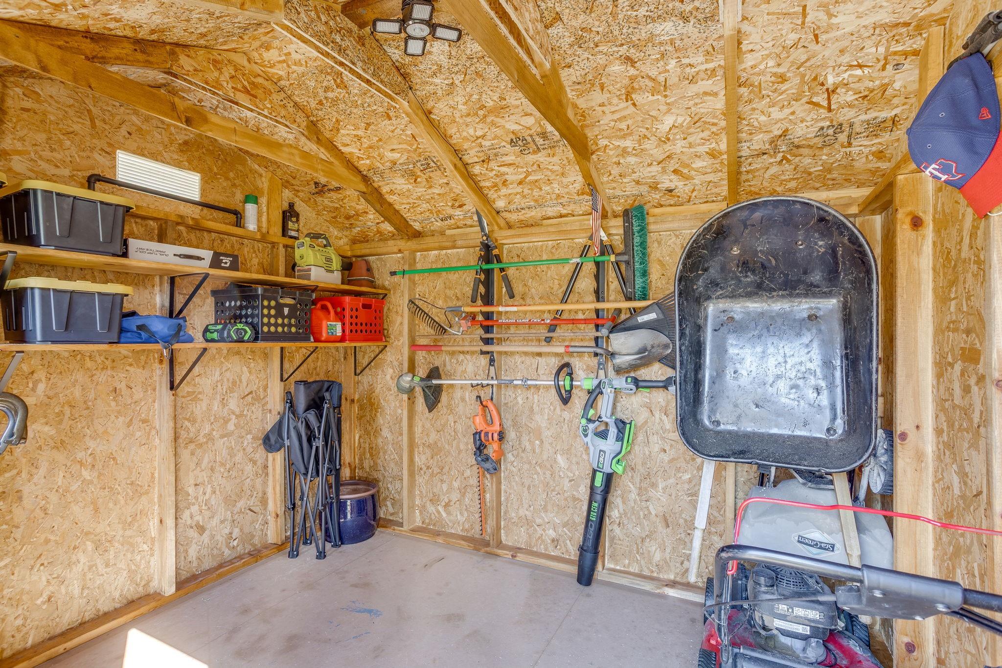 main property photo 39