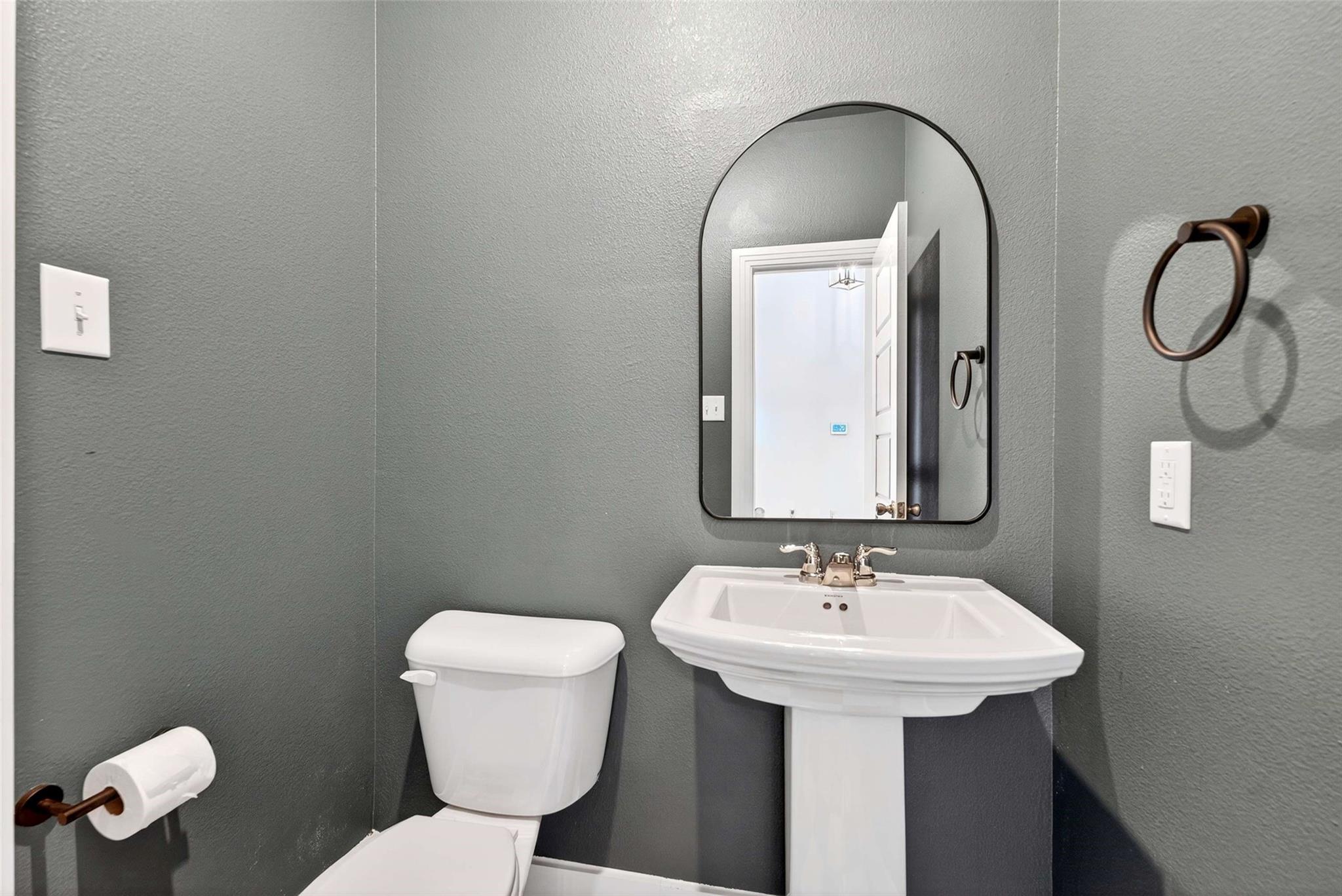 main property photo 14