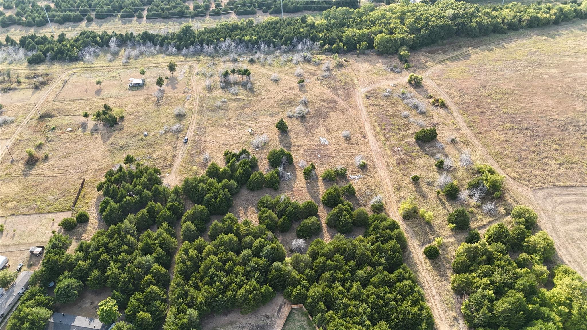 main property photo 9