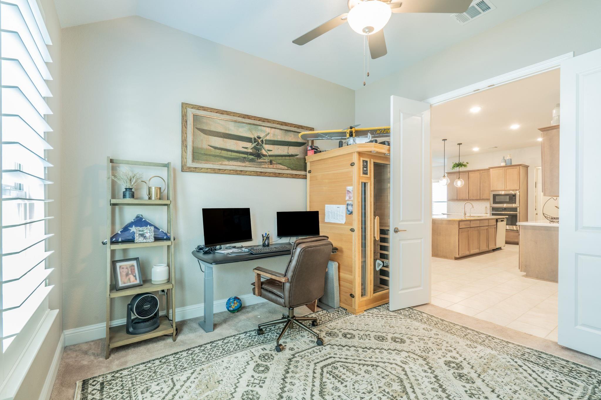 main property photo 17