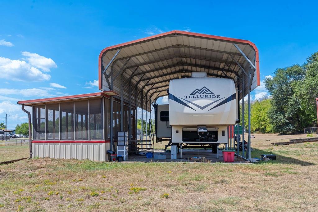 main property photo 34