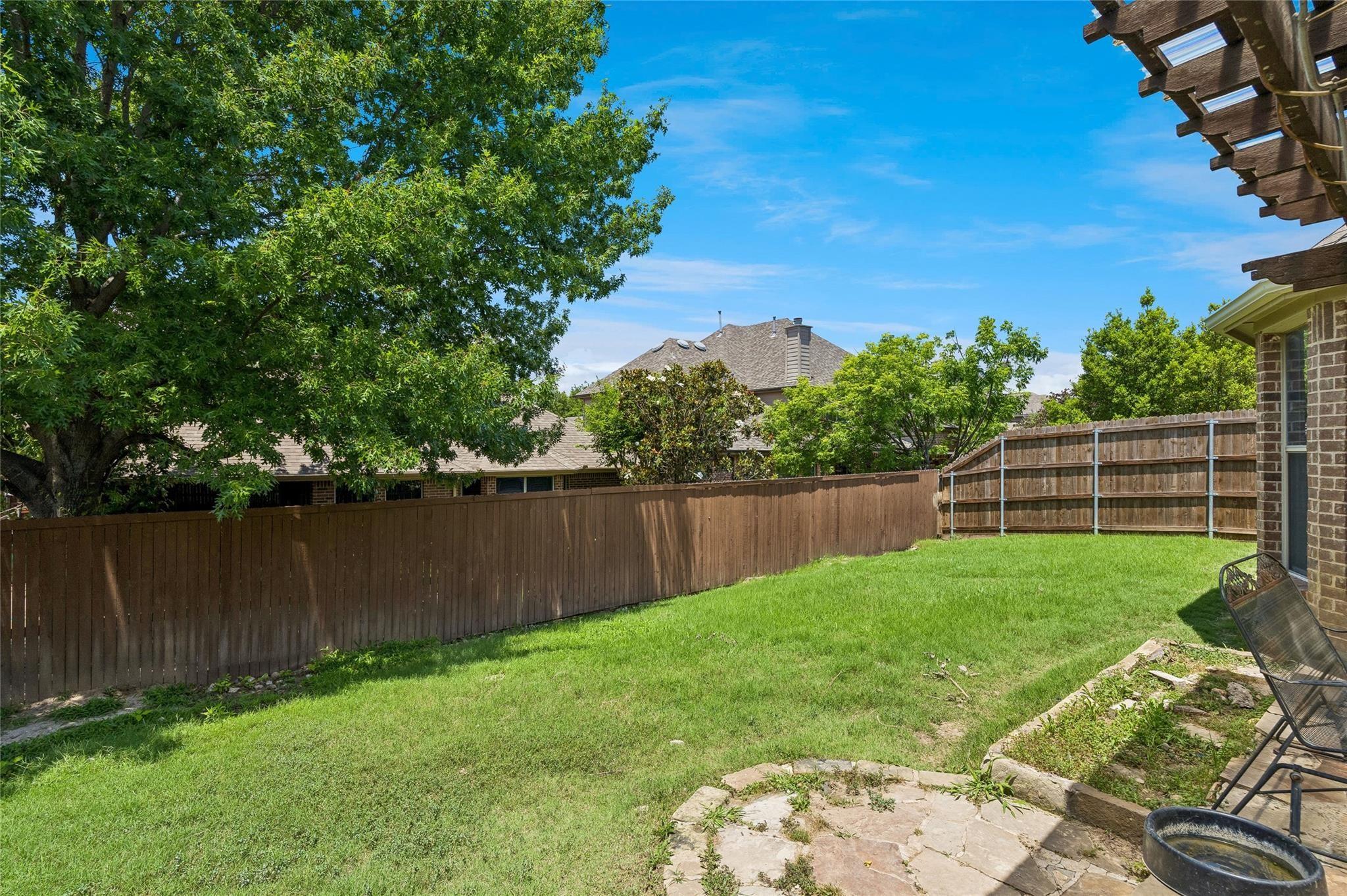 main property photo 33