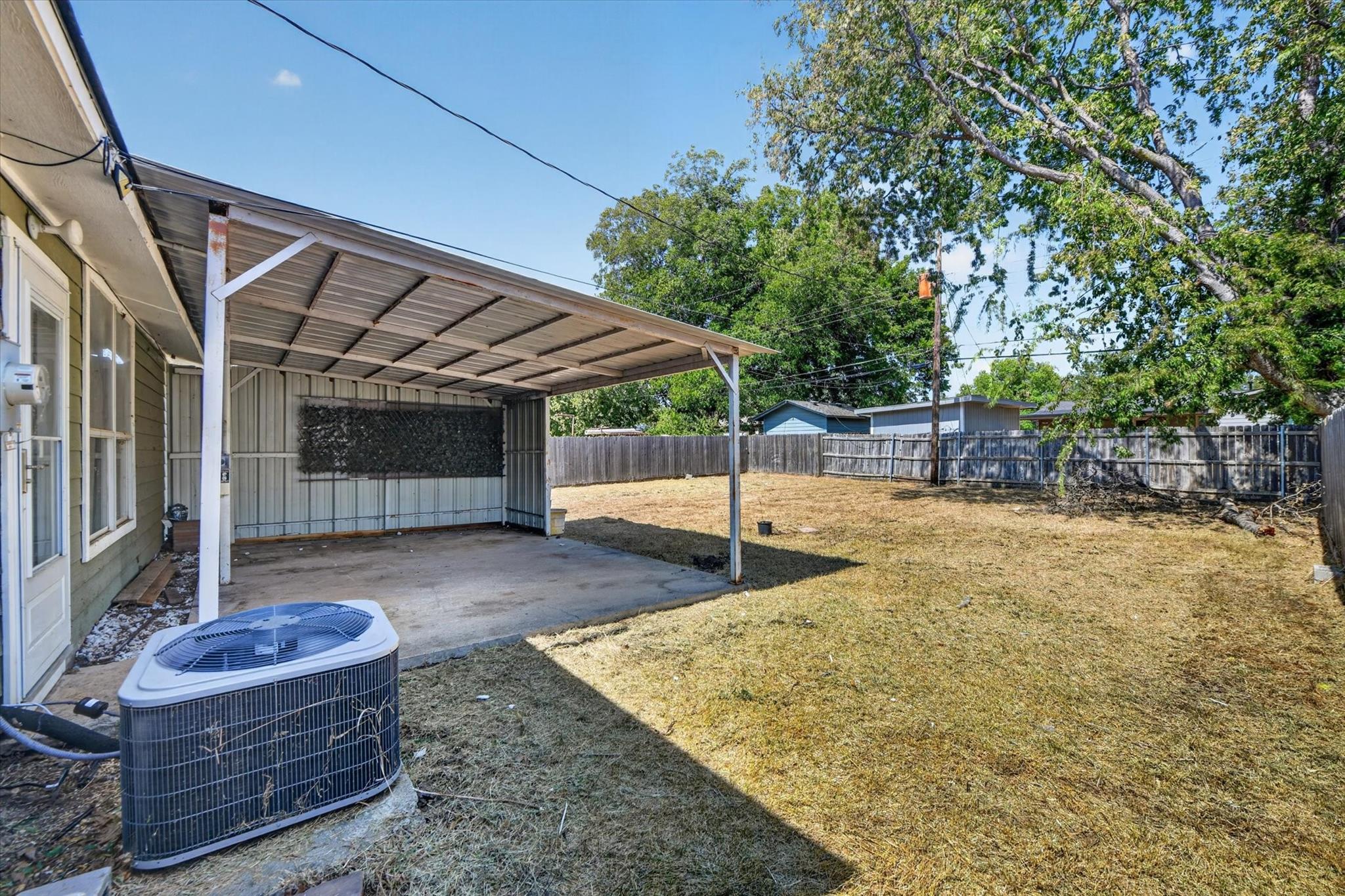 main property photo 22