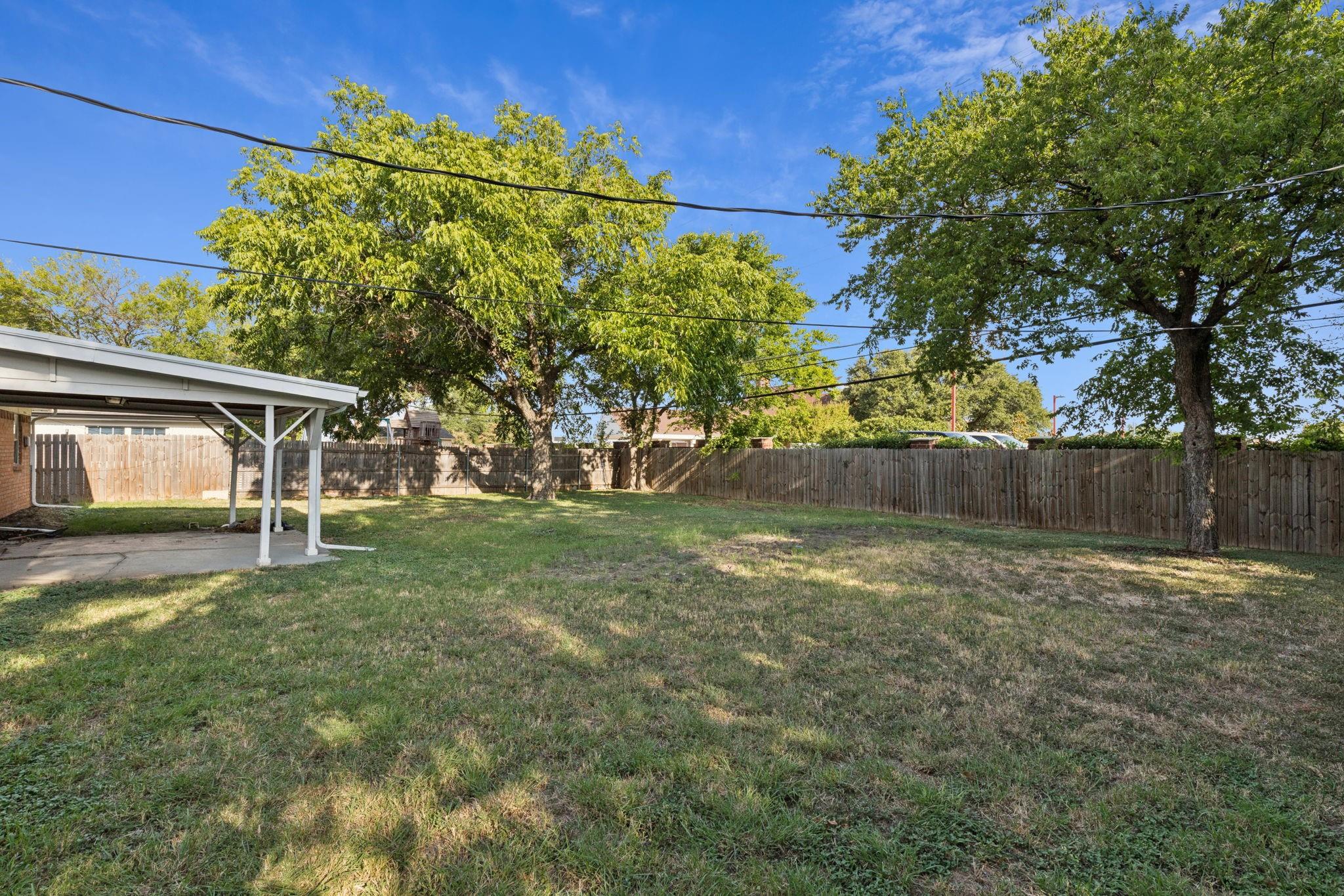 main property photo 23