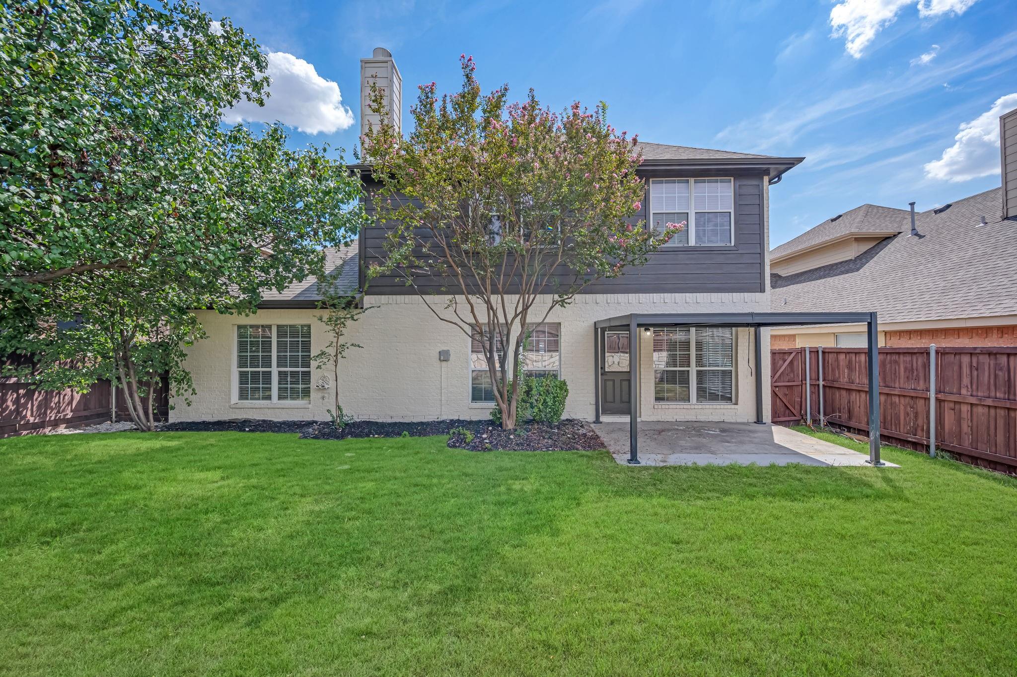 main property photo 23