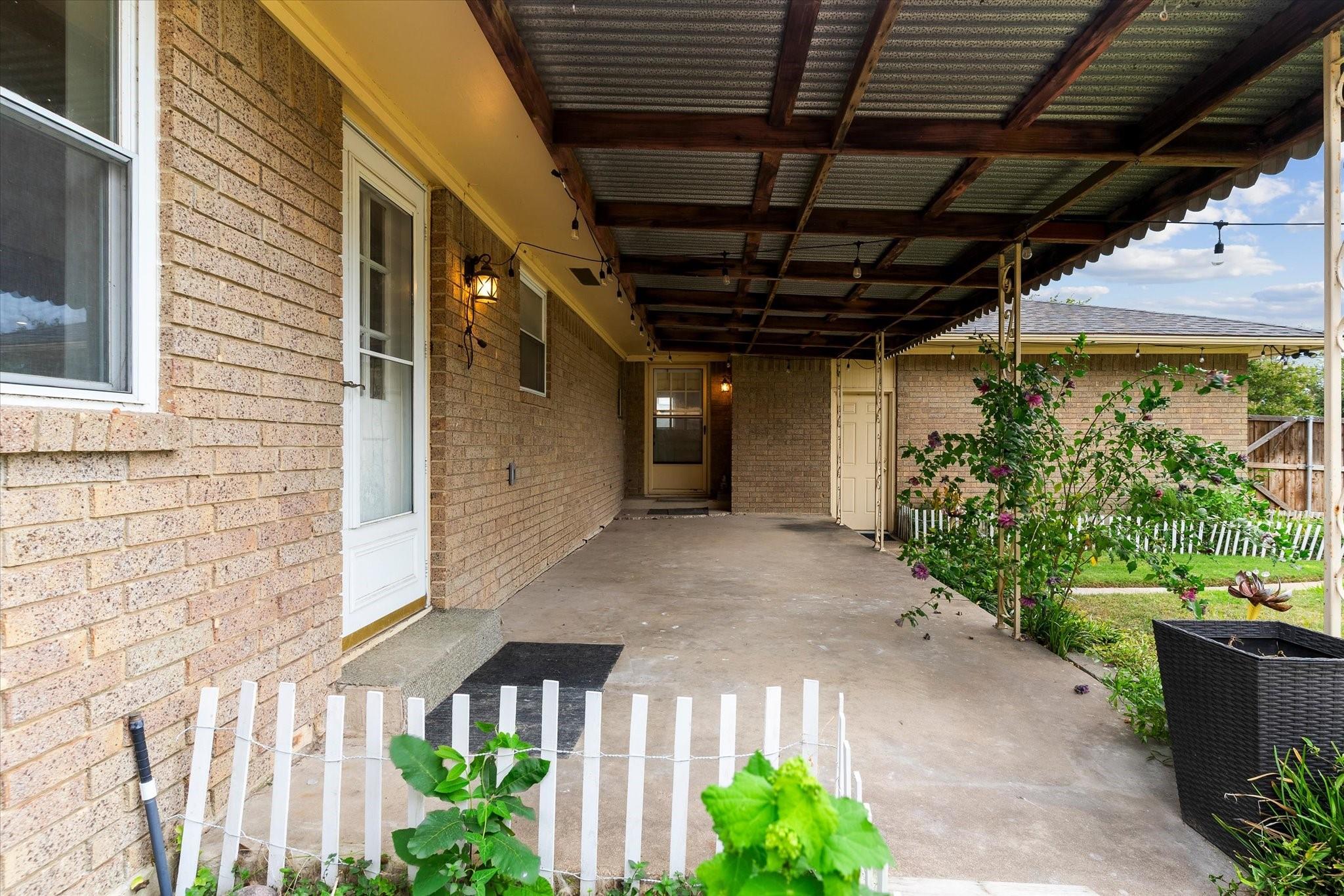 main property photo 33