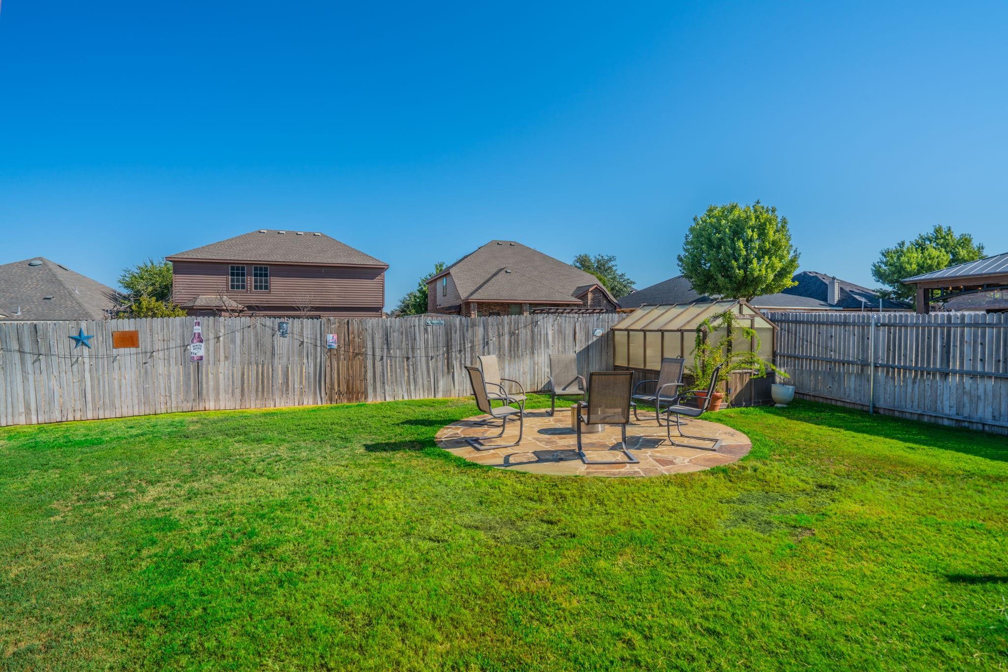 main property photo 31