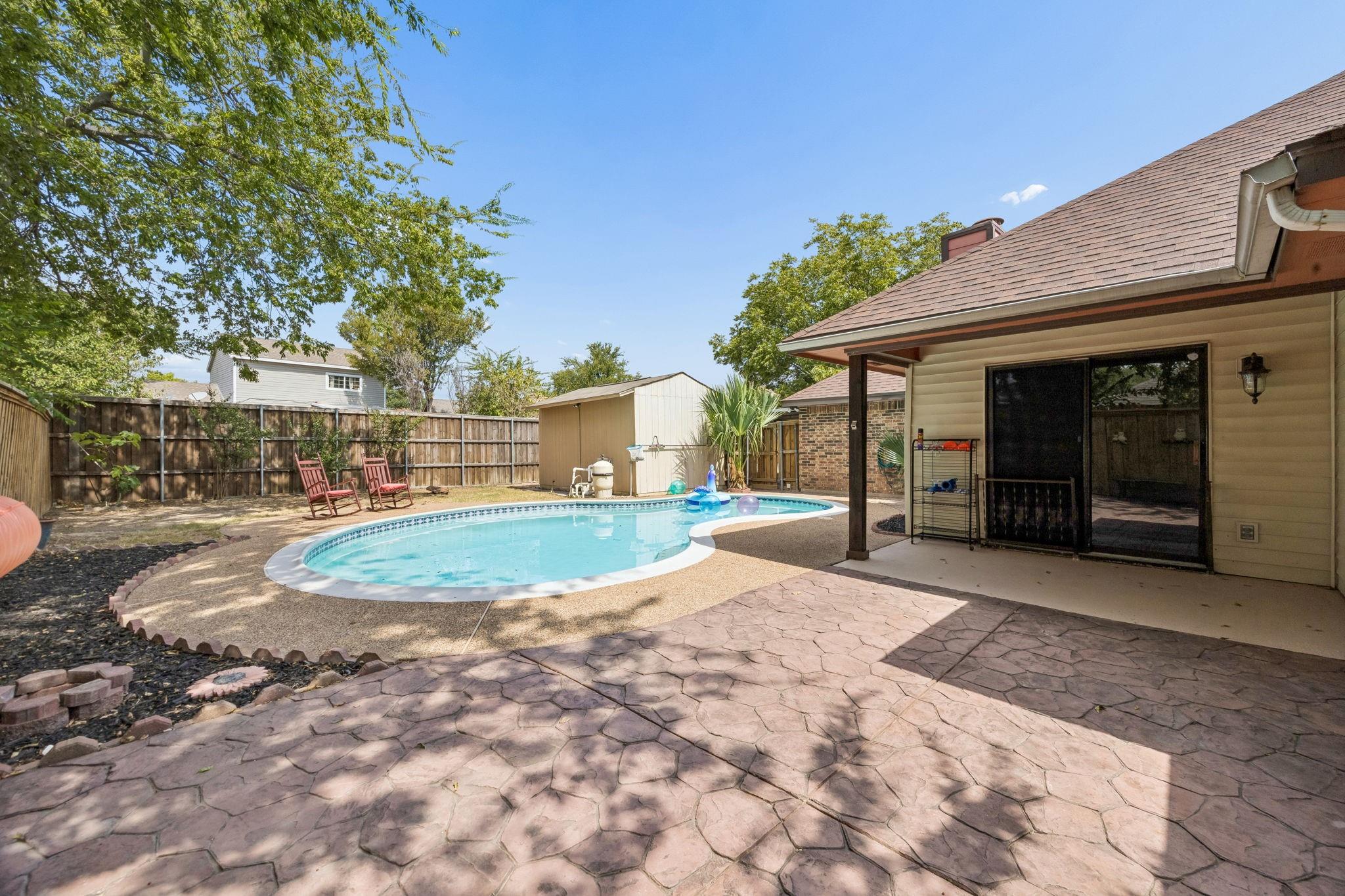 main property photo 21