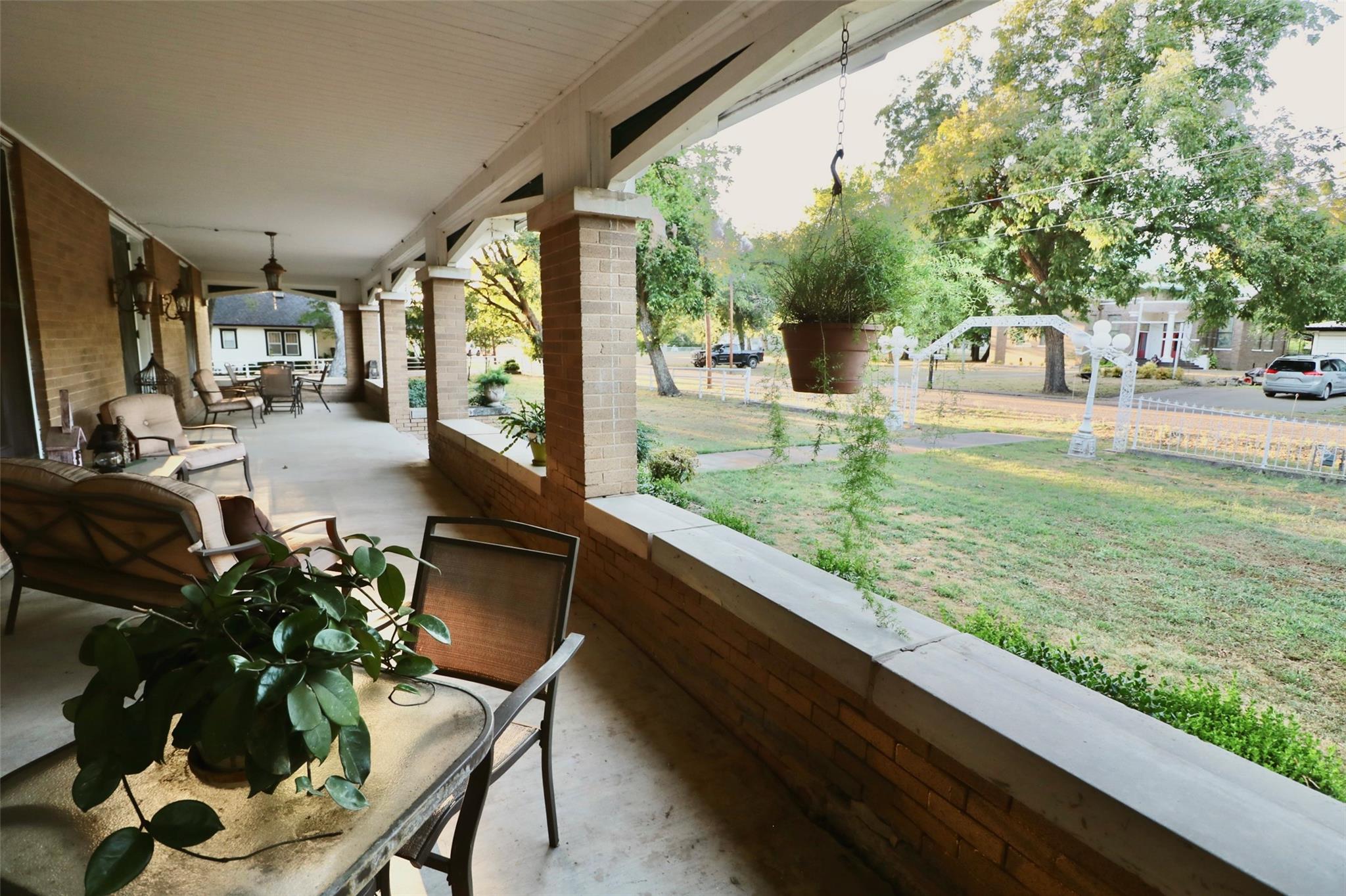 main property photo 25