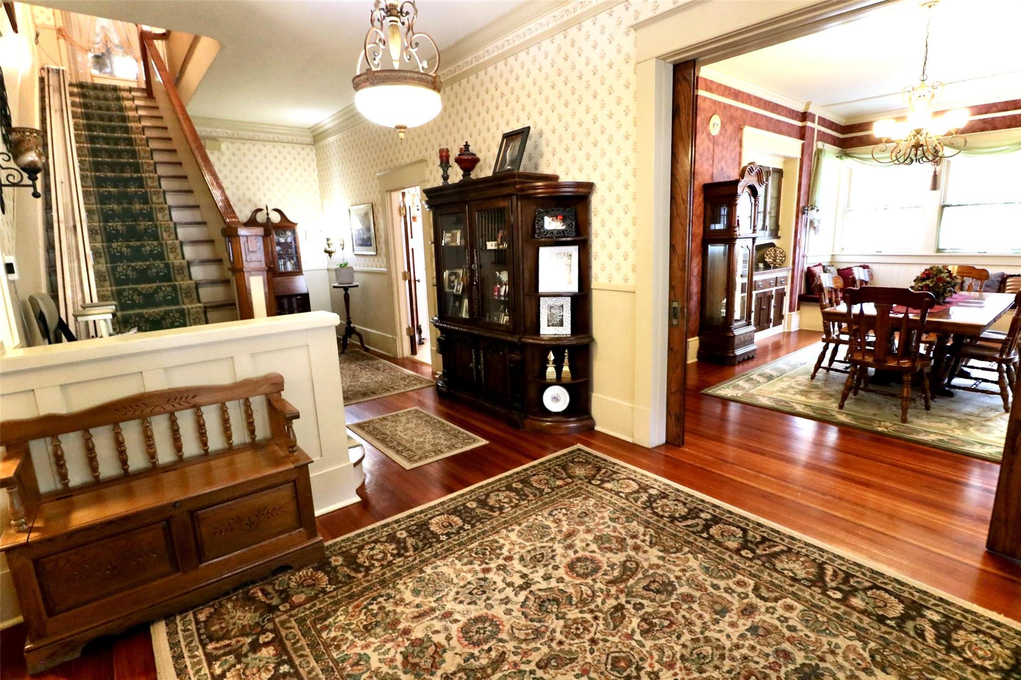 main property photo 9