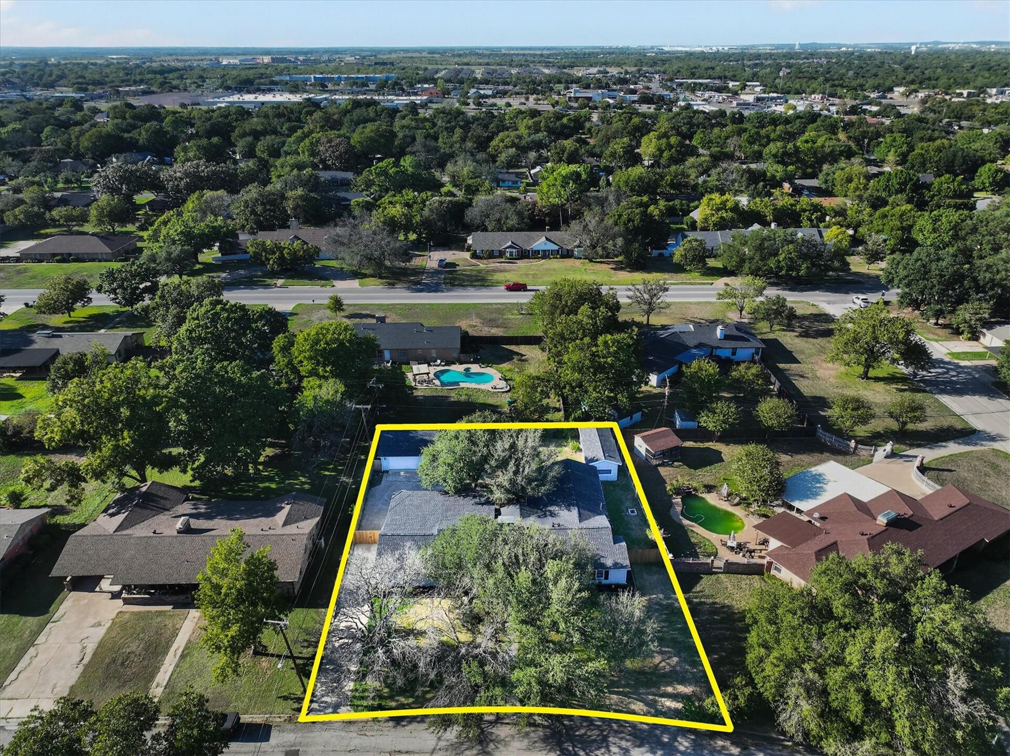 main property photo 34