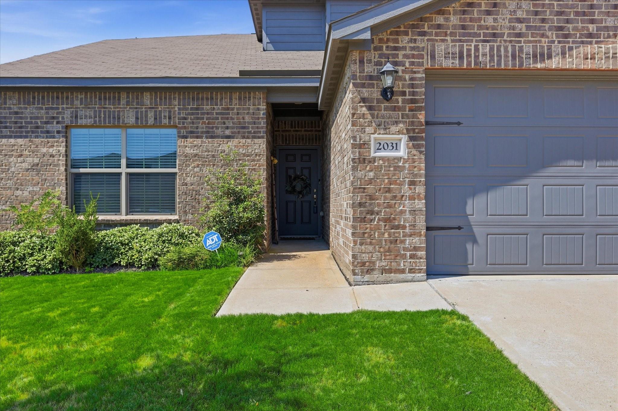main property photo 4
