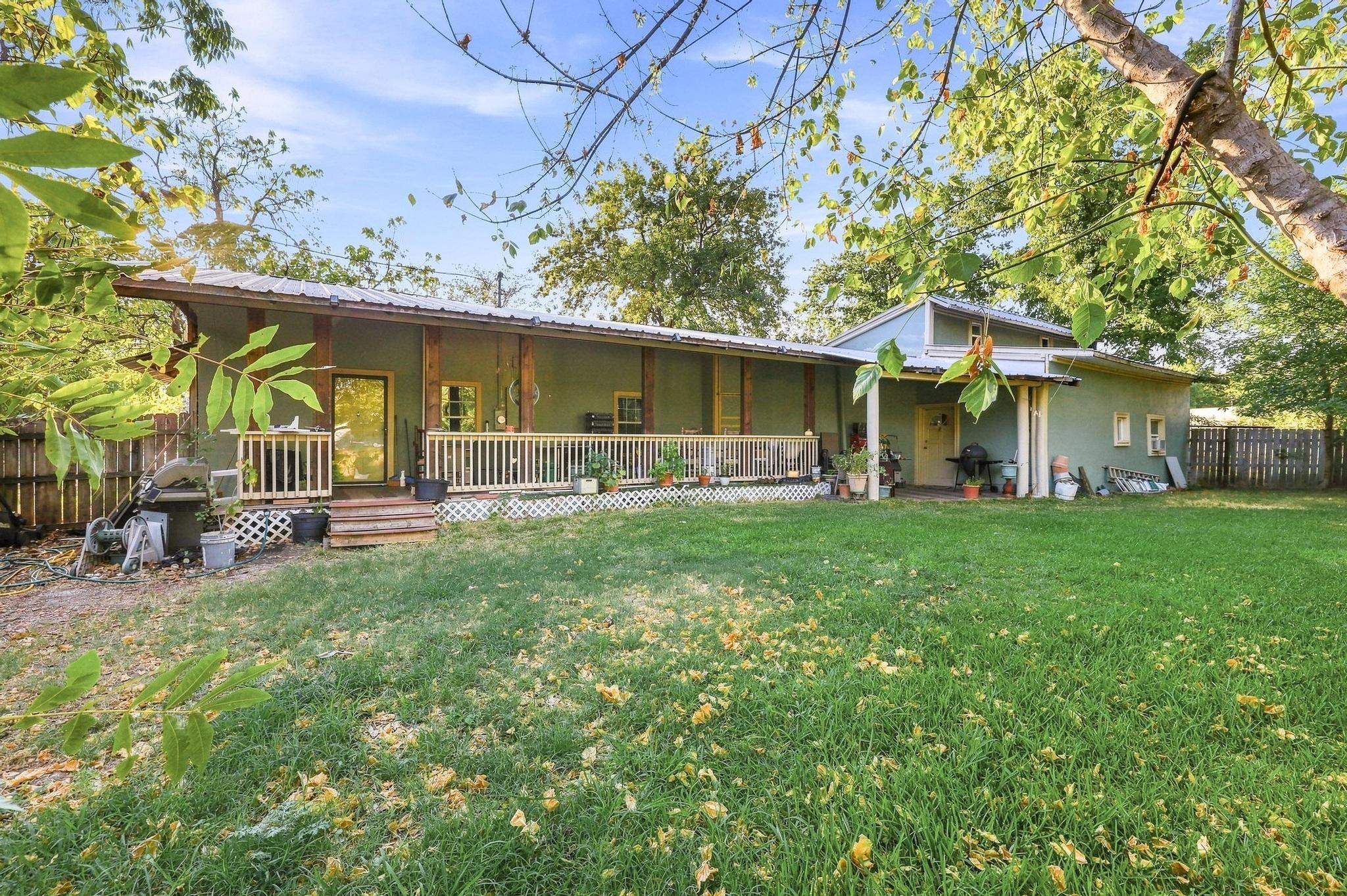 main property photo 29