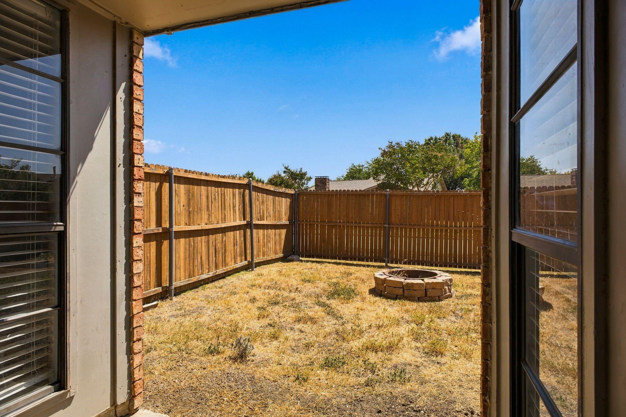 main property photo 11