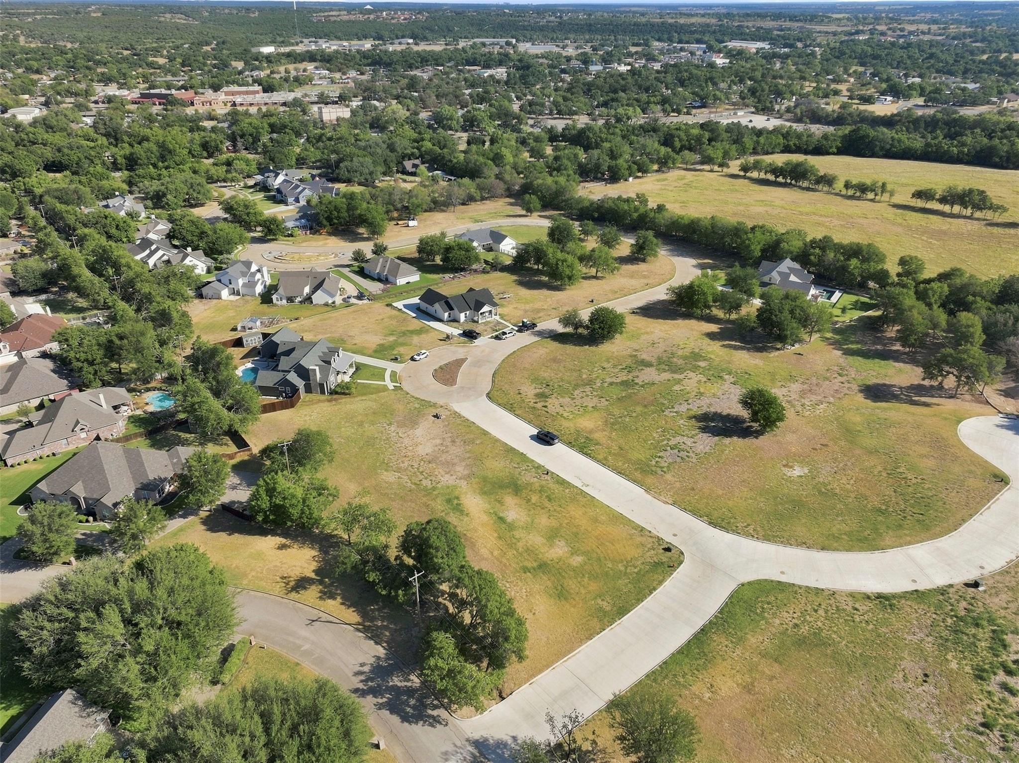 main property photo 11