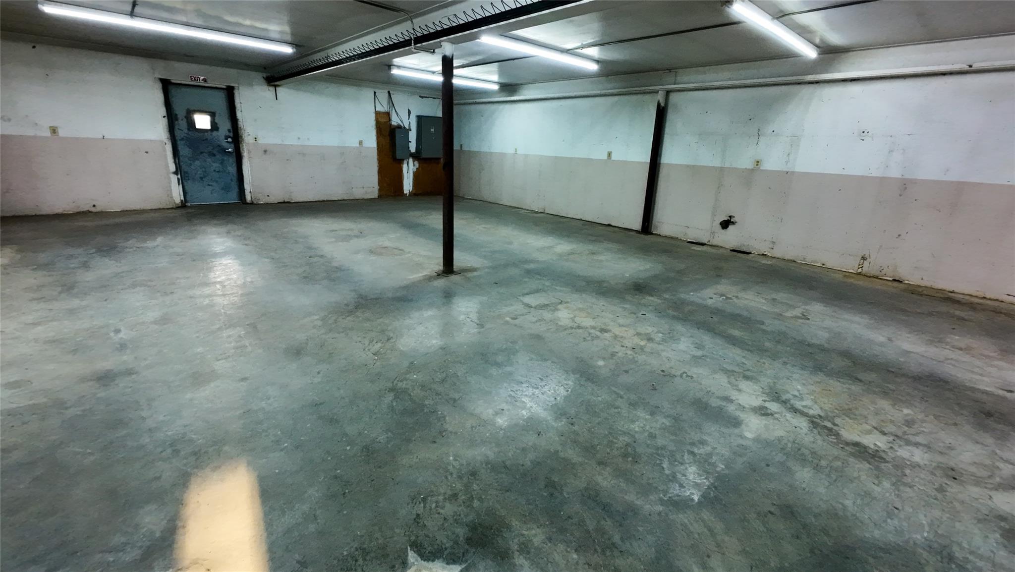 main property photo 15