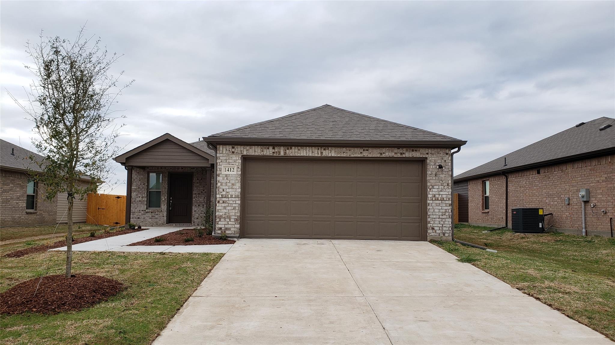 main property photo 0