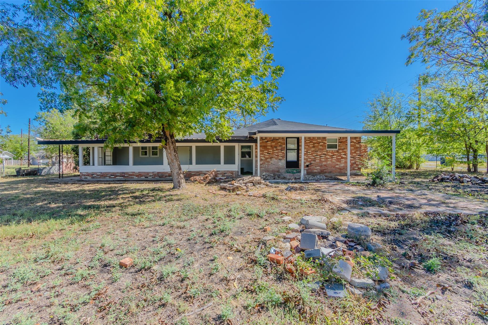 main property photo 35
