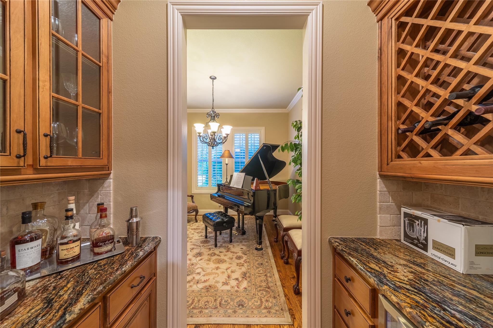 main property photo 13
