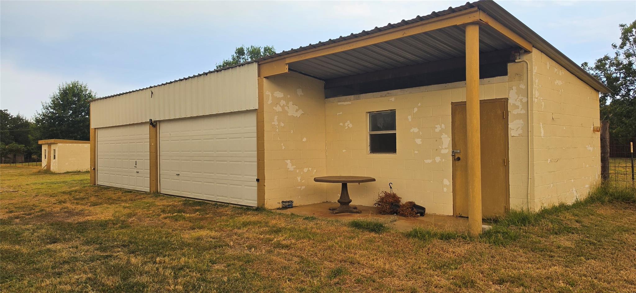 main property photo 15