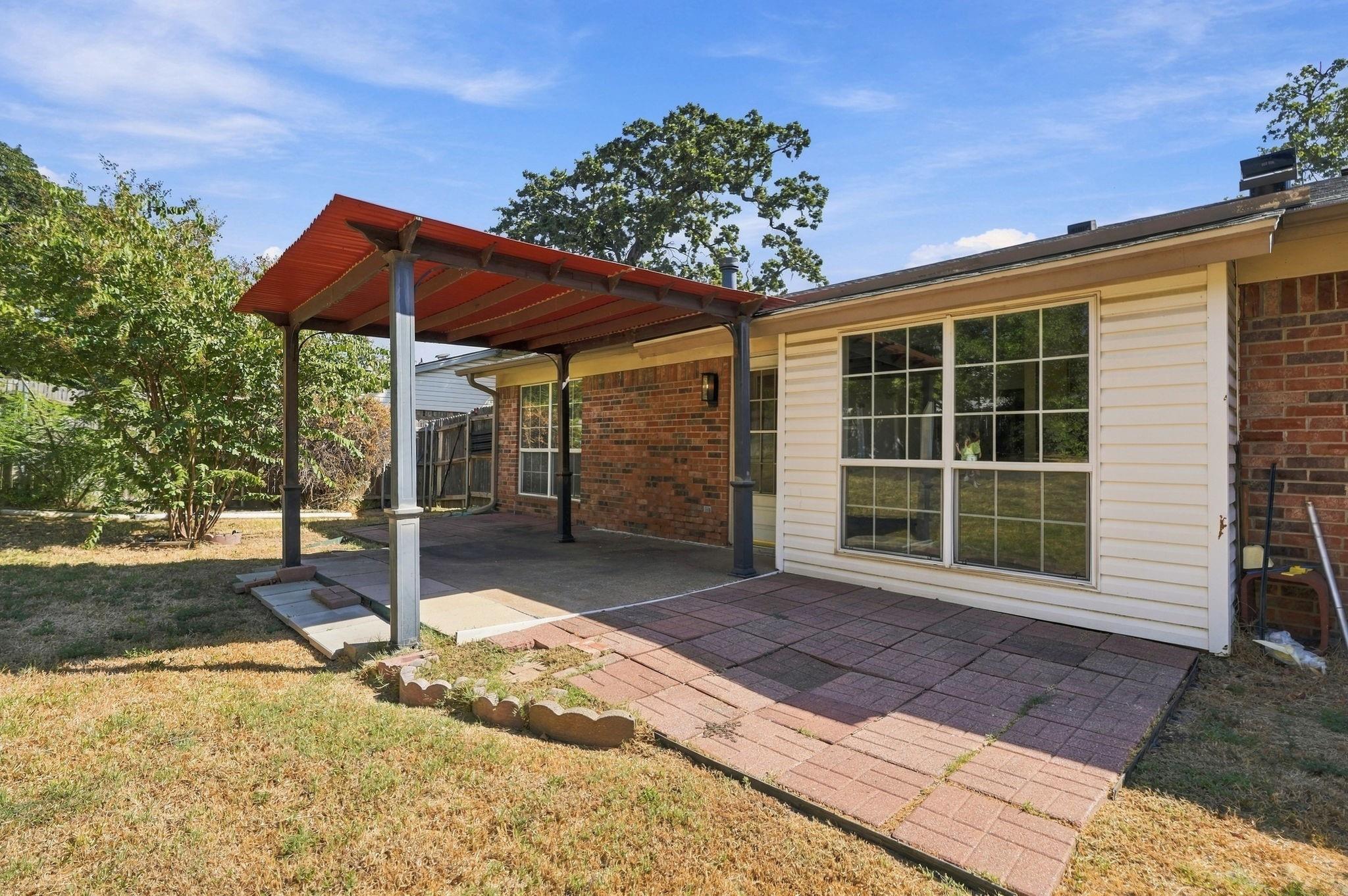 main property photo 27