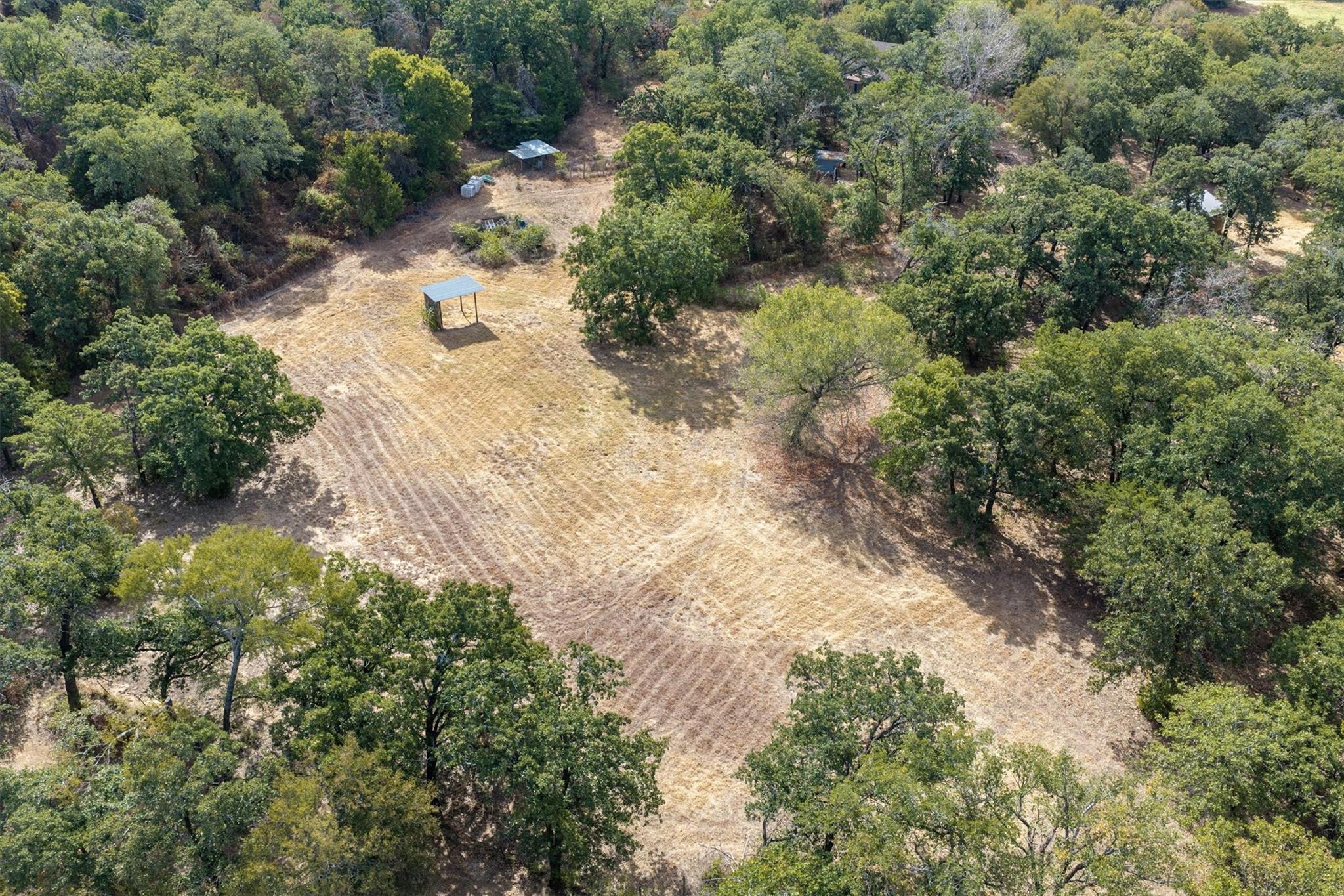 main property photo 37